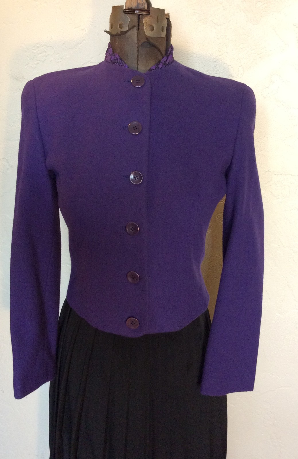 VINTAGE 1980s EMPORIO ARMANI PURPLE WOOL CROP JACKET S-M