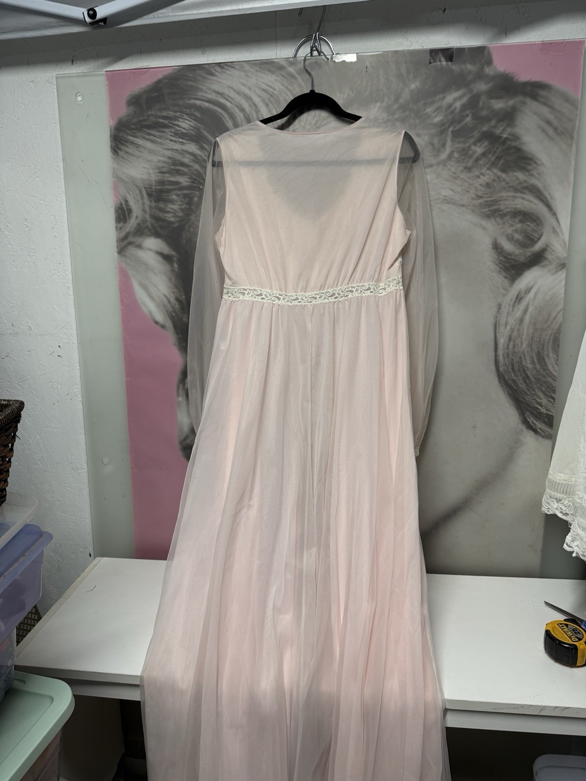 VTG Olga Pink Full Sweep Lace Lingerie Chiffon Peignoir Robe 60s