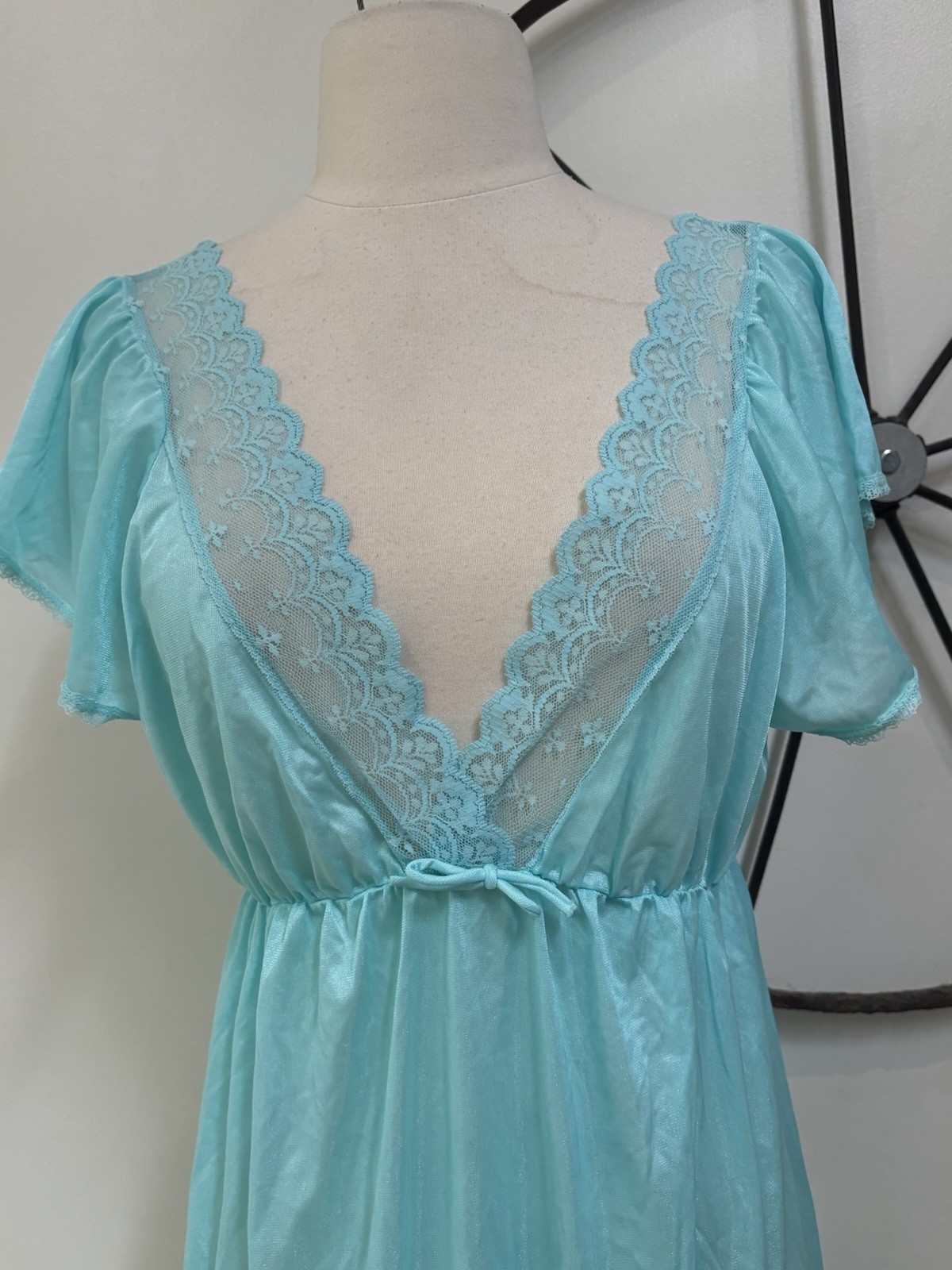 1970s Spotlight aqua blue nylon romantic lace long nightgown L