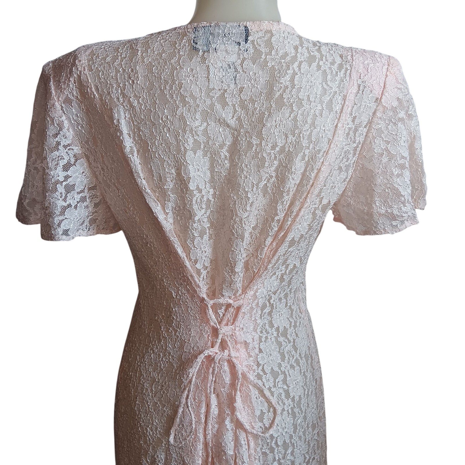 True Vintage Dress 10 Dawn Joy Fashions Chantilly Lace Pink Padded Shoulders