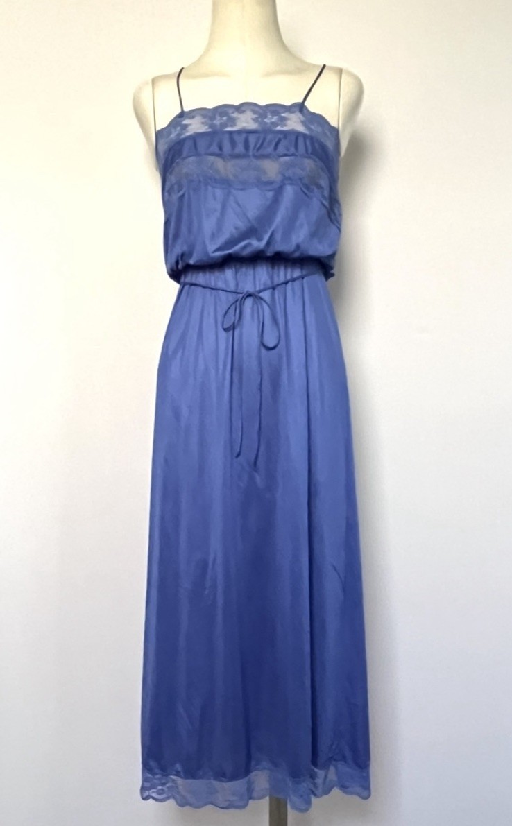 lingerie Ladie’s Flair By Dianne Keesee Long Peignoir Purple /Blue Lace Sm.VTG
