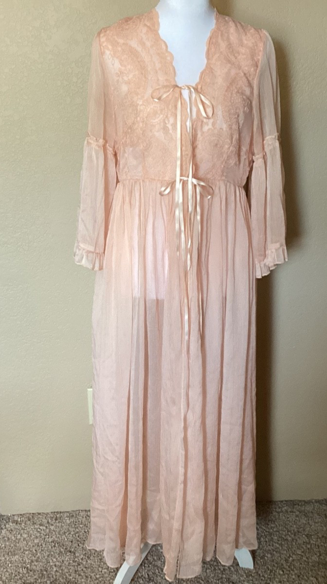 VTG Crepe Chiffon Apricot Lace Detailed Long Tie Robe