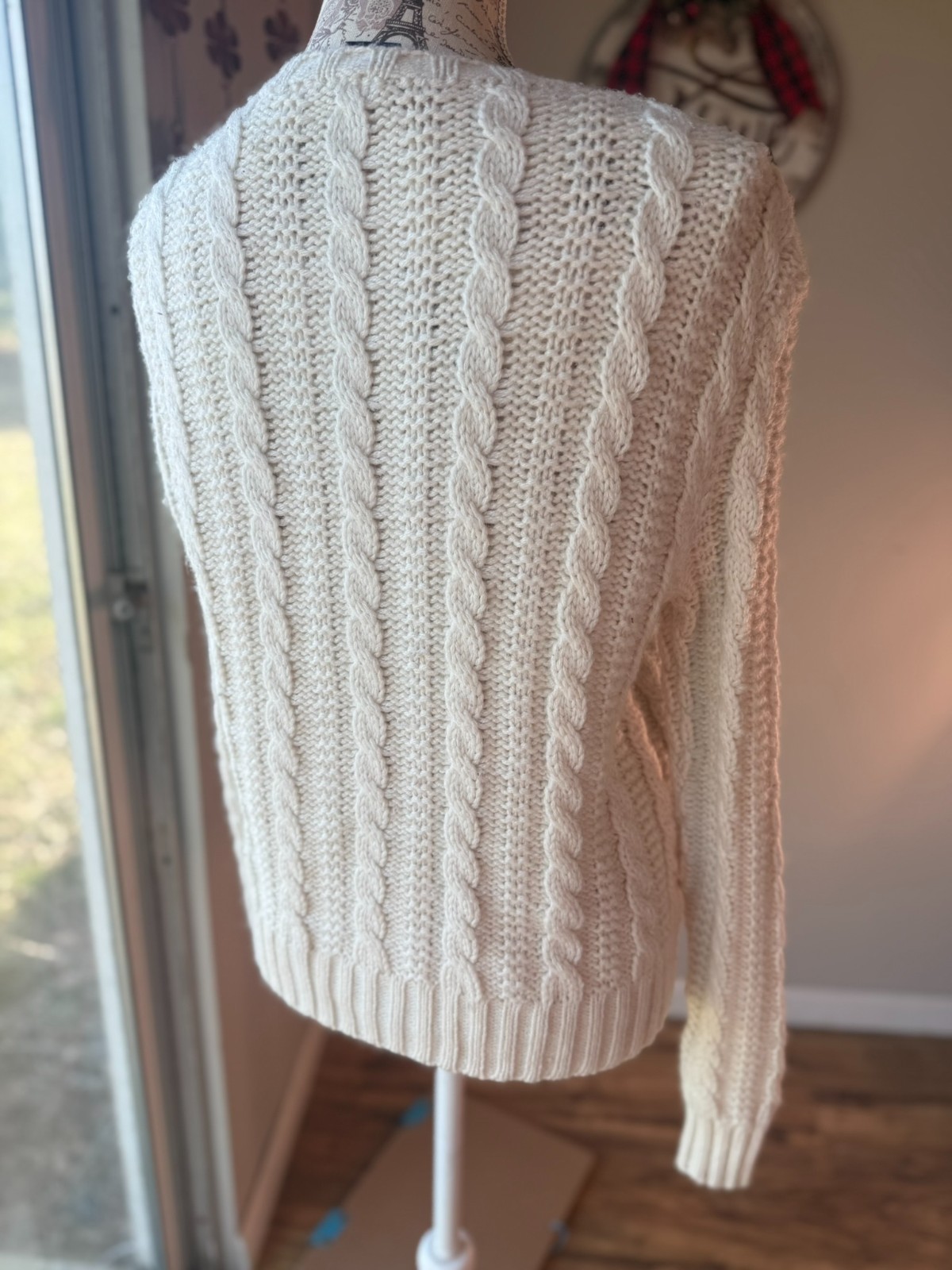 Vintage Cream CABLE KNIT Flower Sweater CARDIGAN Grandma COTTAGE Core Preppy S/M