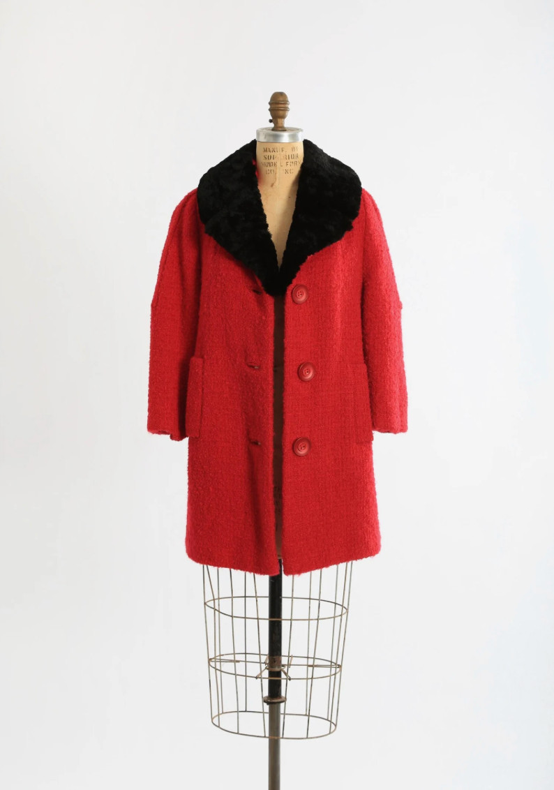 Vintage 1960s Red bouclé wool Mouton fur collar coat