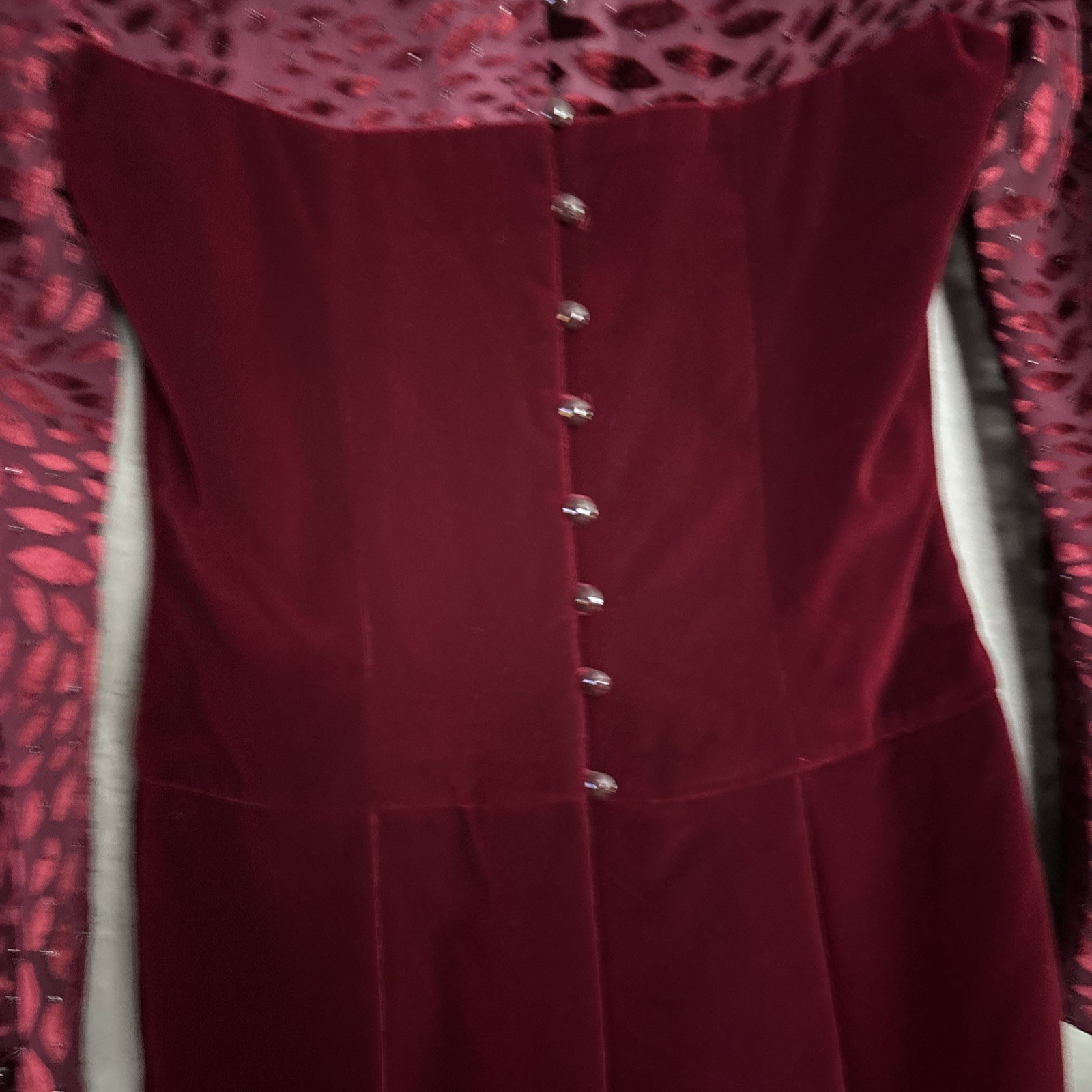Vintage Morgan Taylor Red Velvet Beaded Evening Cocktail Dress Sz 8