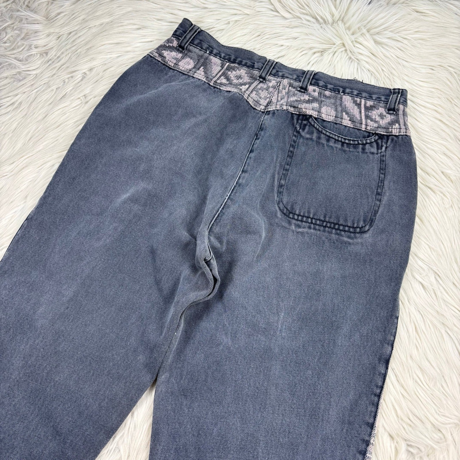 Vintage 90’s LA Blues Women’s 27 Gray Navaho Blanket Side Stripe Tapered Jeans