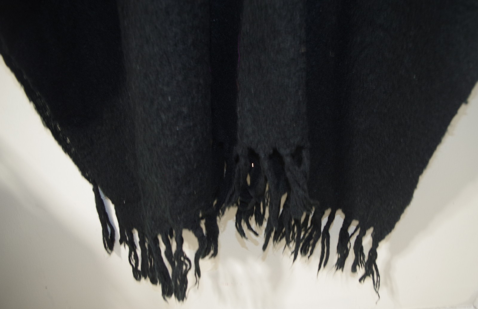 Y1 Vintage Womens Cape Fringe Nubby Wool Shawl Wrap Mohair Blend