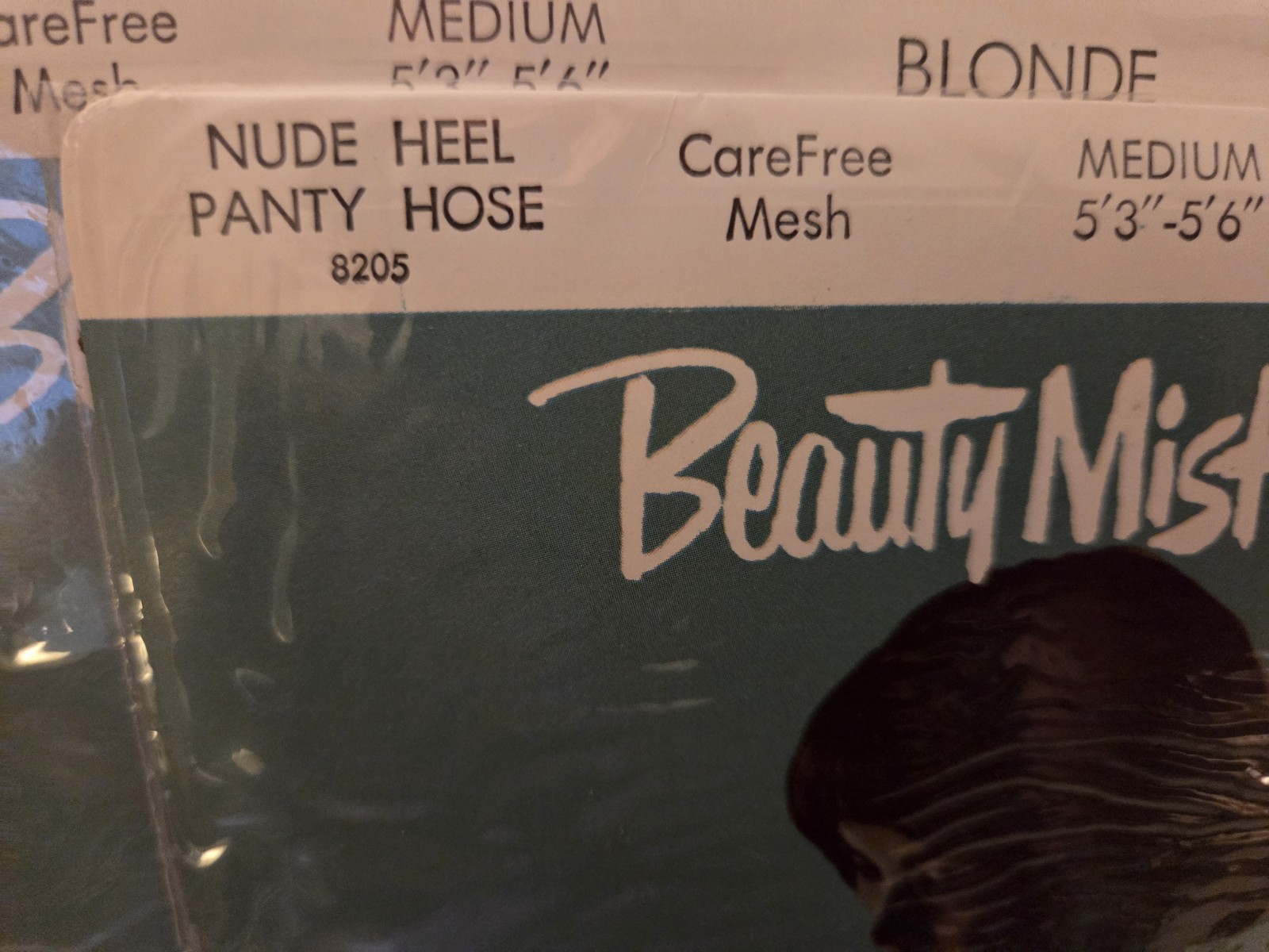 Vintage Beauty Mist Carefree Nude Heel Blonde Pantyhose MED 5’3″-5’6″ LOT OF 3