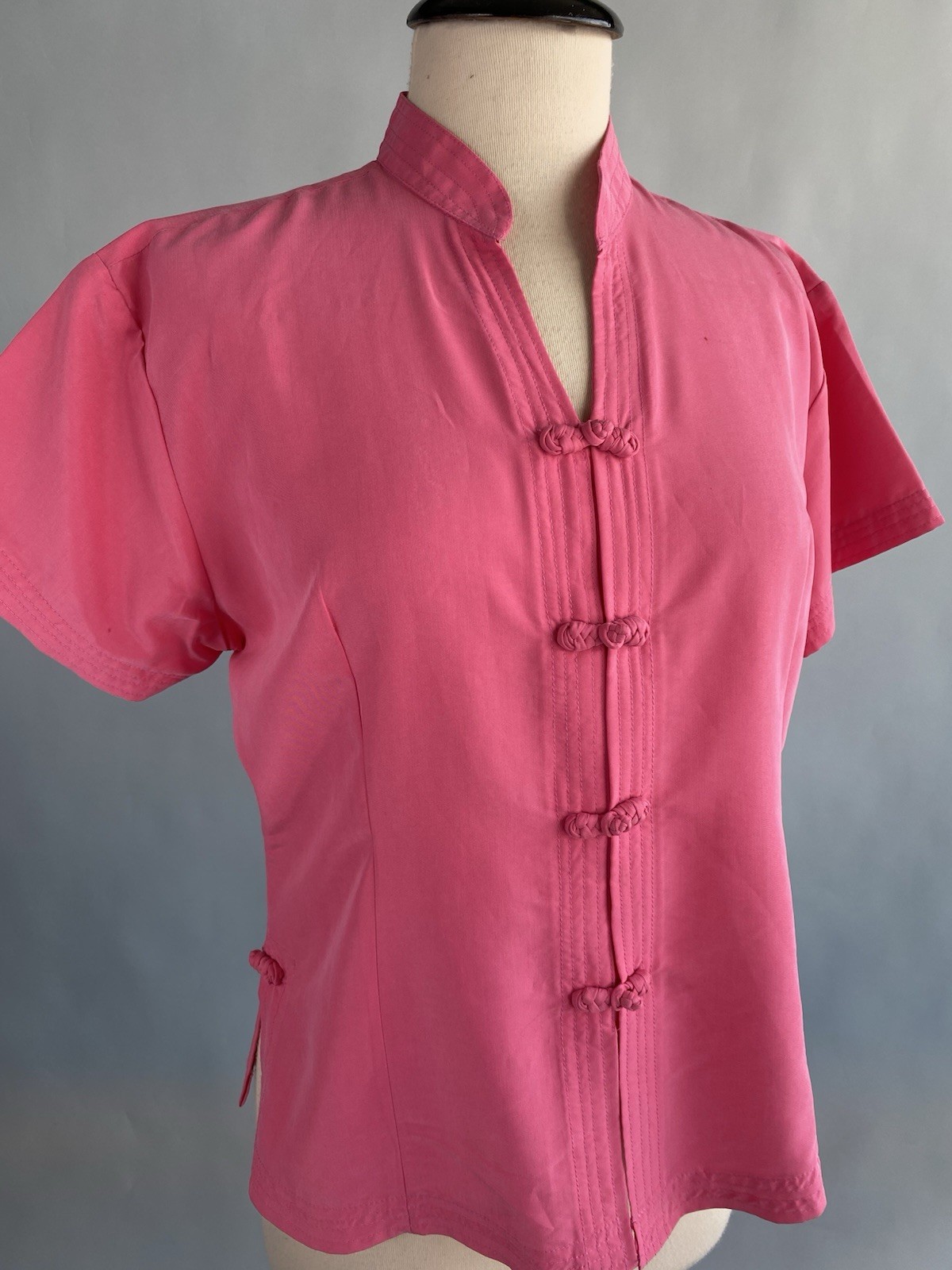 Womens Vintage Pink Silk Tea Timer Tiki Blouse Large 44 Bust Made In Cambodia