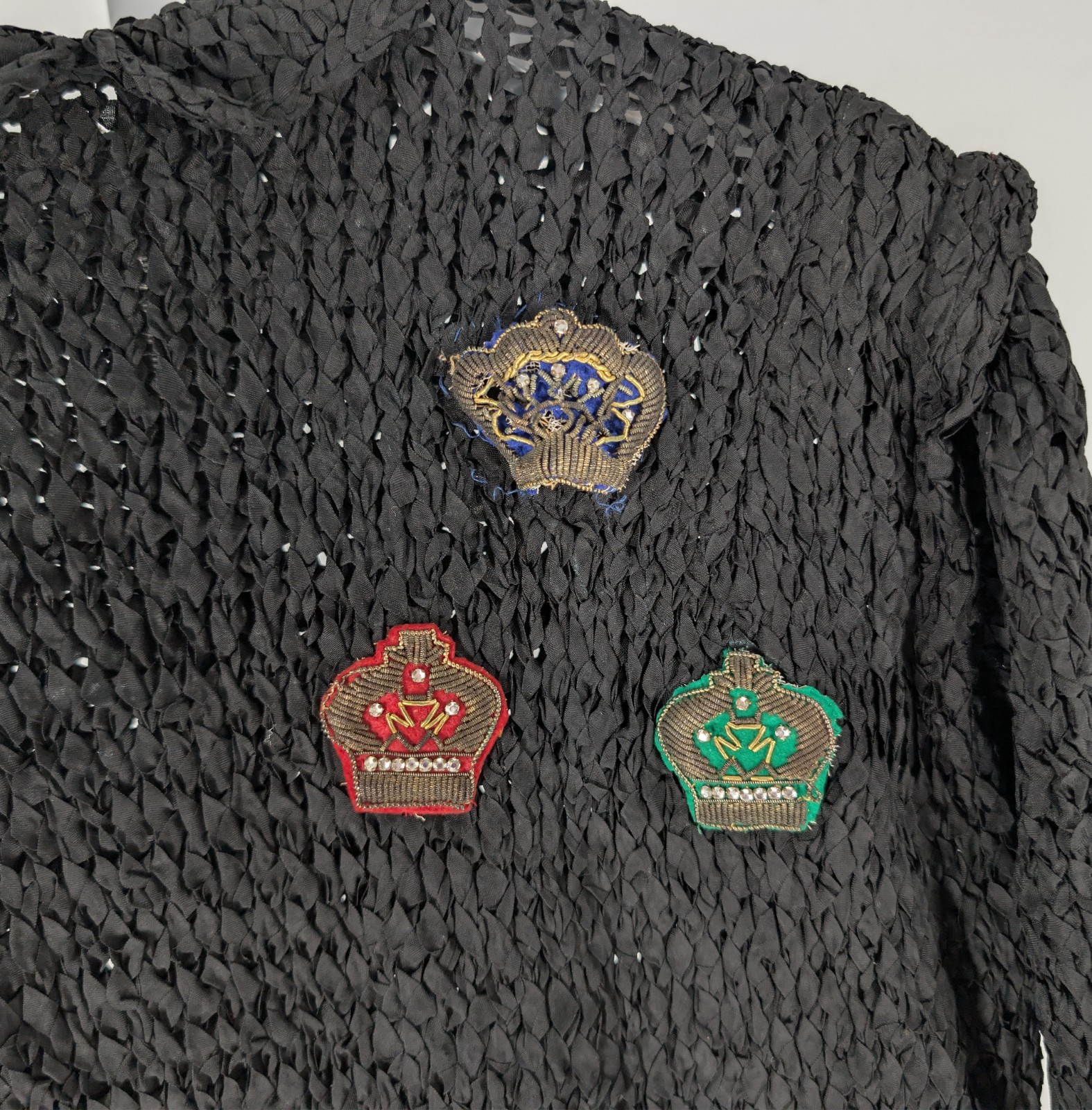 Vintage 50s Black Ribbon Knit Blouse Metal Talon Zipper Crown Patches Rhinestone