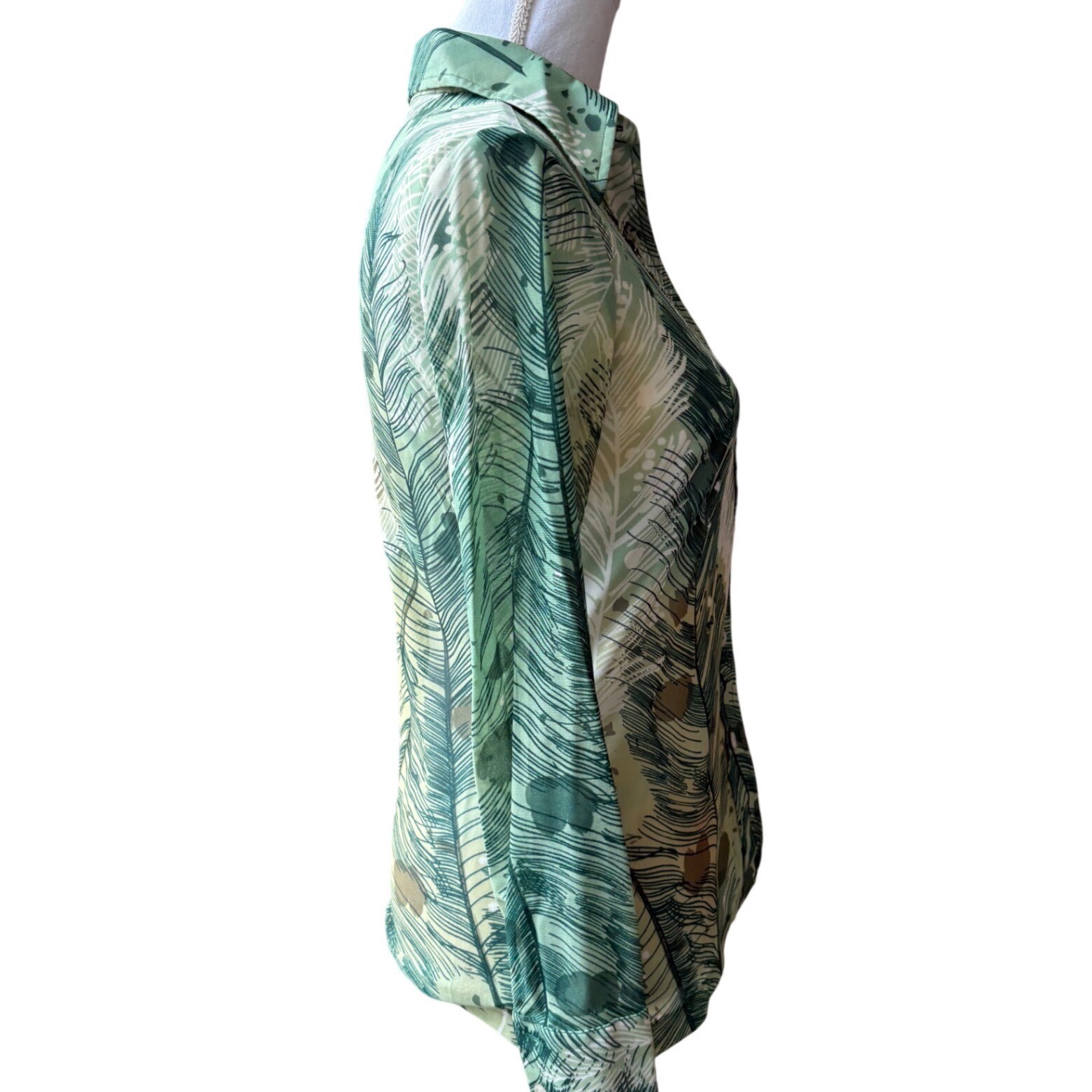 Vintage 70s Green Tropical Feather Print Button Down Shirt Small 11/12