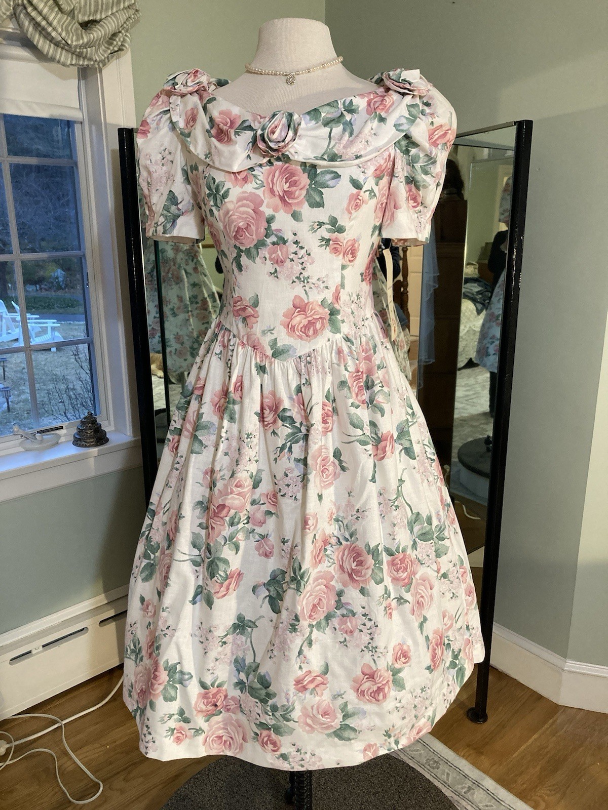 Vintage 1980S petite Lanz Floral Tea Dress Size 6