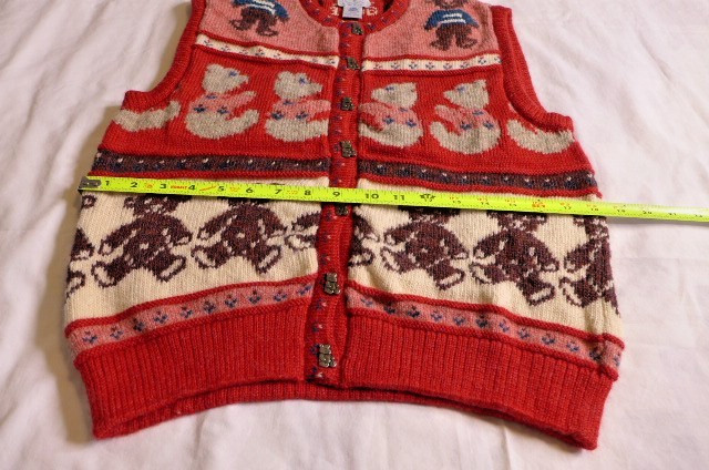 VTG 1986 Women’s Red Blueberry Woolens 100% Wool Vest Bears Hand Made USA Large