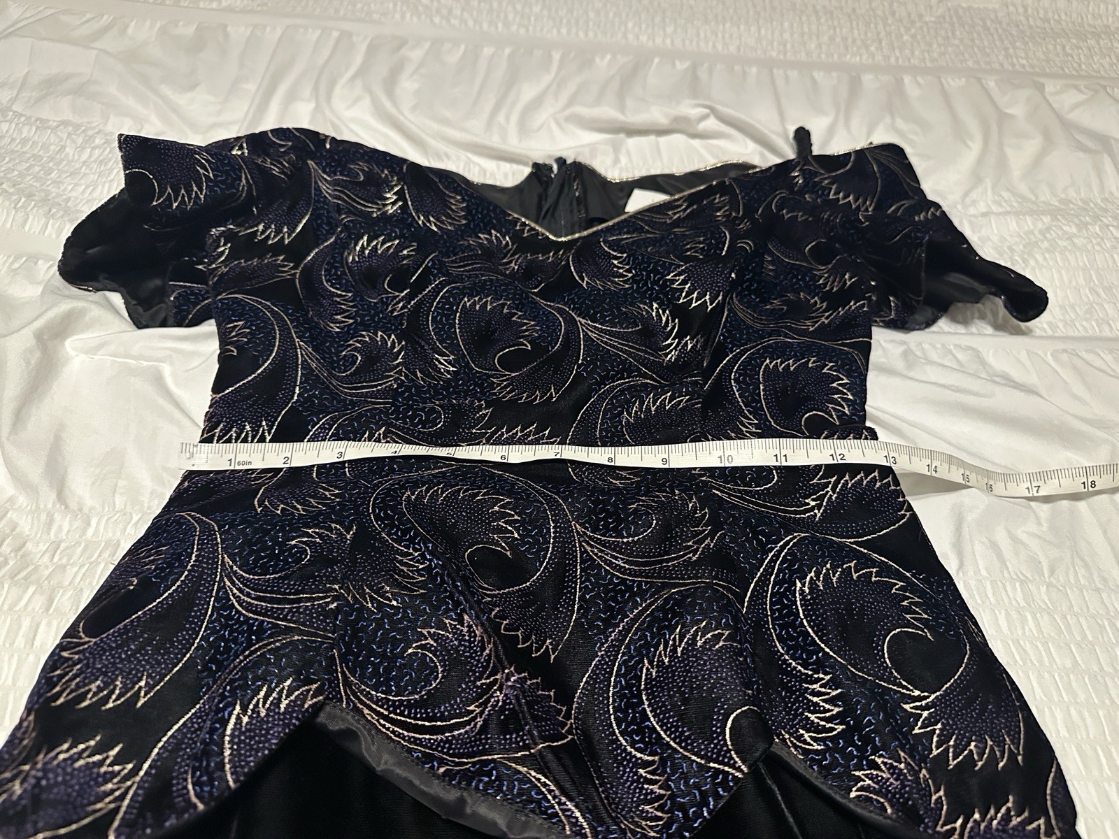VINTAGE 80’s Velvet Peplum Scalloped Hem Pencil Dress Size 3/4 EUC
