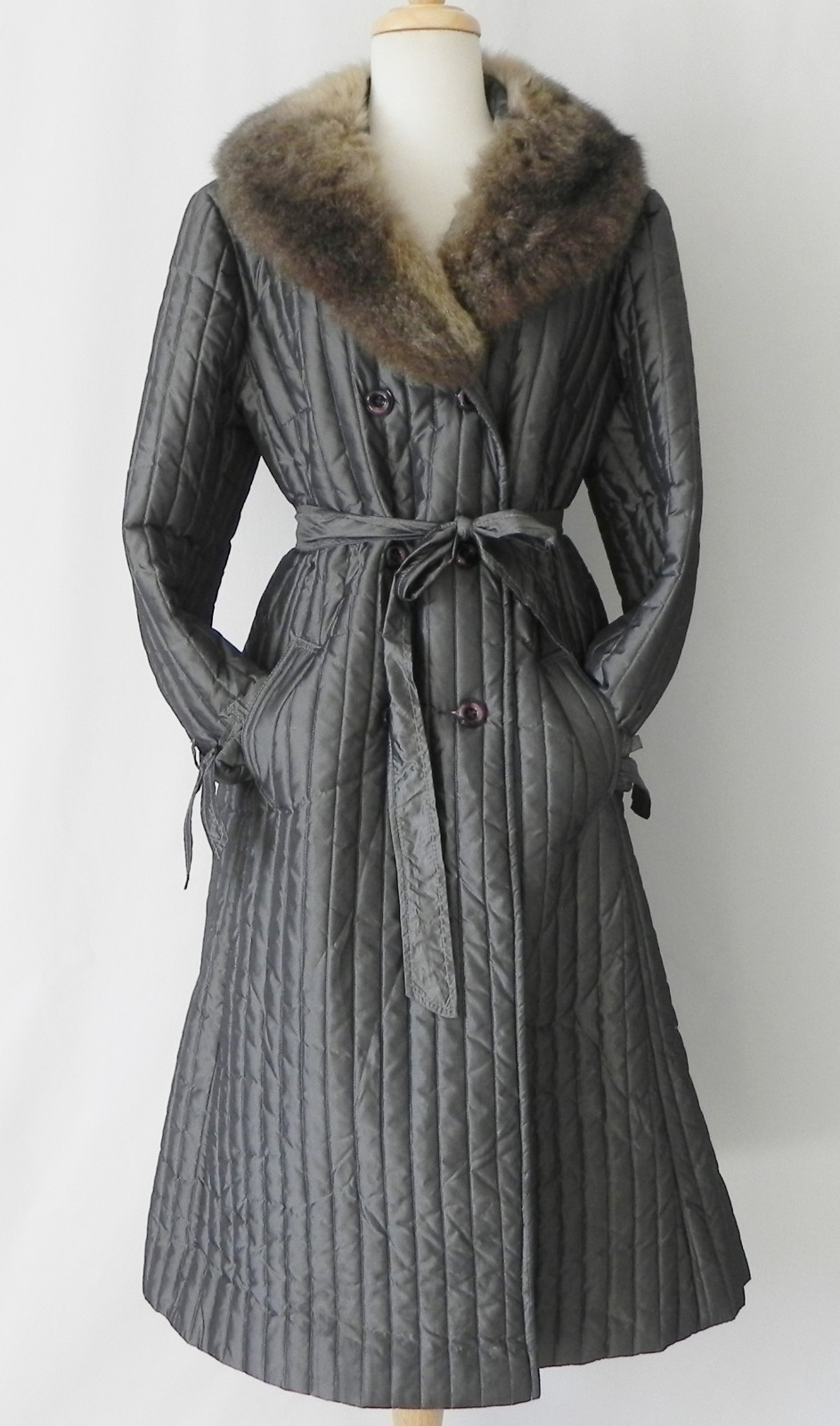 Union Made Quilted Puffer Coat Insulated Gray A-Line Fur Collar Belted Pockets M