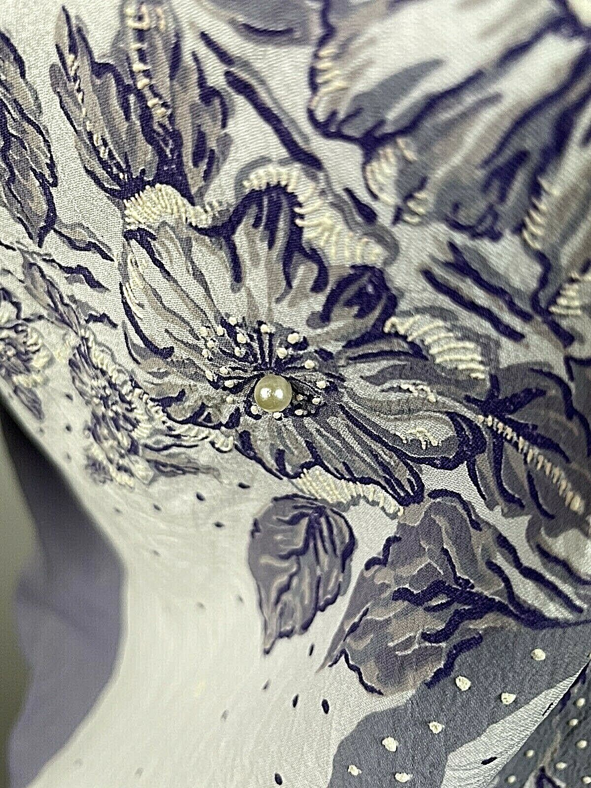 VINTAGE Teddi Petite Women’s Top Petite PM Lavender White Floral Pearls