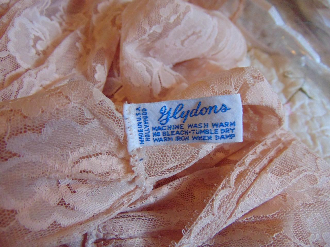 VTG Glydons Peignoir Set Chantilly Lace Bell Sleeve Robe Nylon Gown 36B