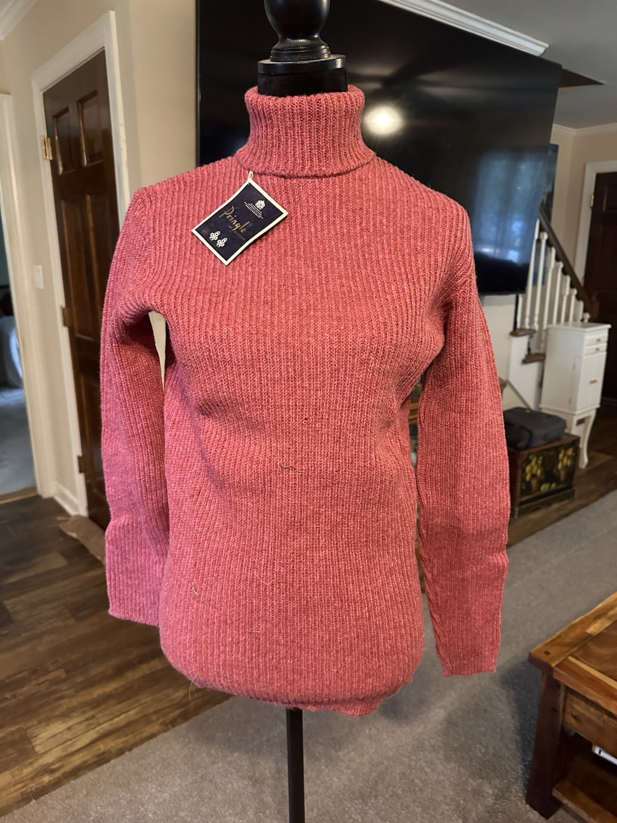 Vintage Pringle of Scotland Women’s Pink Wool Ribbed Turtleneck Pullover 46
