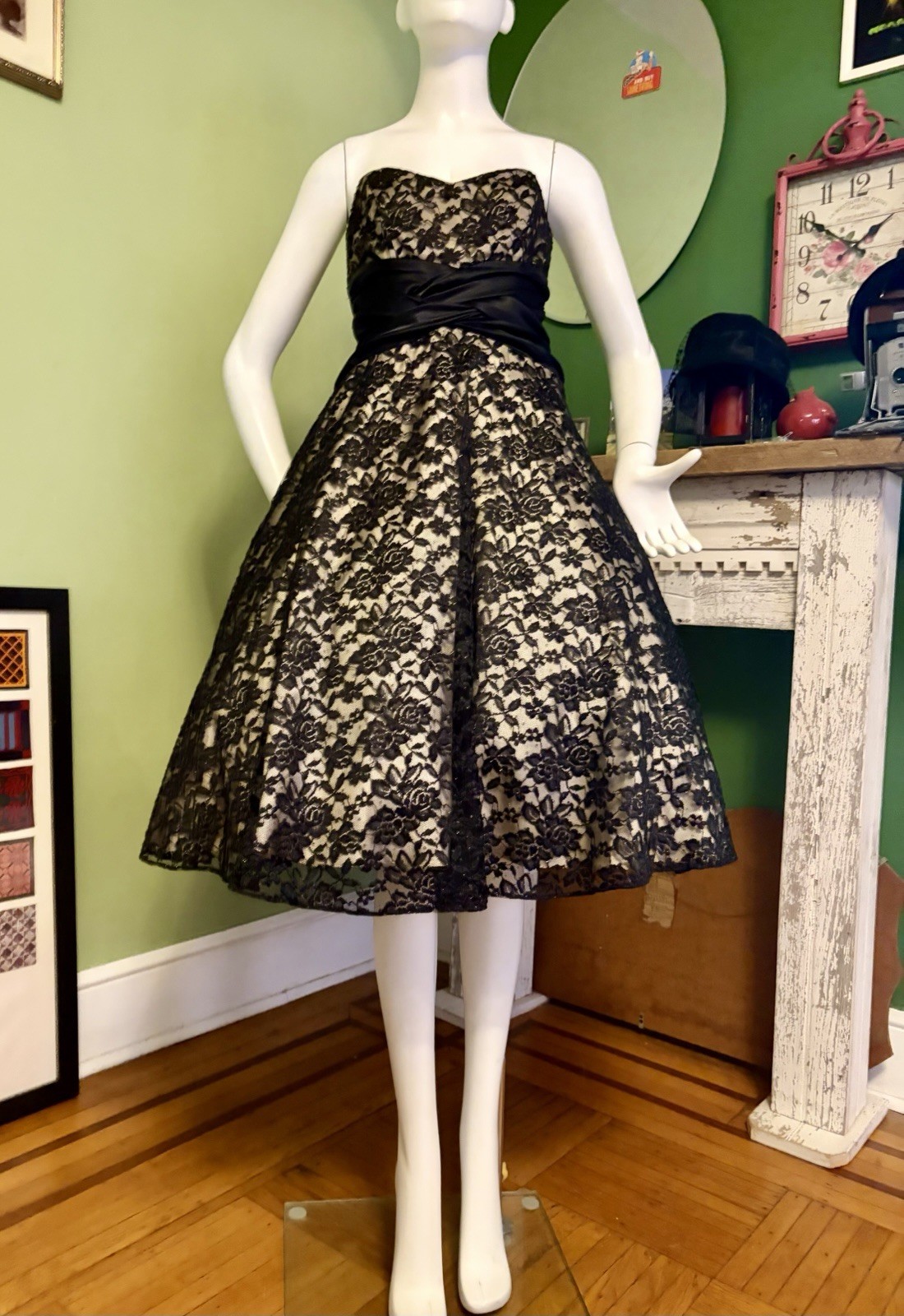 VTG NIKI NY 90s Beaded Lace Hollywood Cupcake Tulle Fairy Goth Dress USA S Sz6