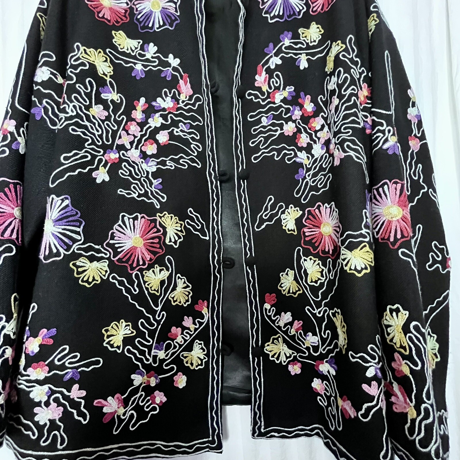 Vintage Womens Floral Embroidered Jacket Top Wool Blend Size L Art to Wear