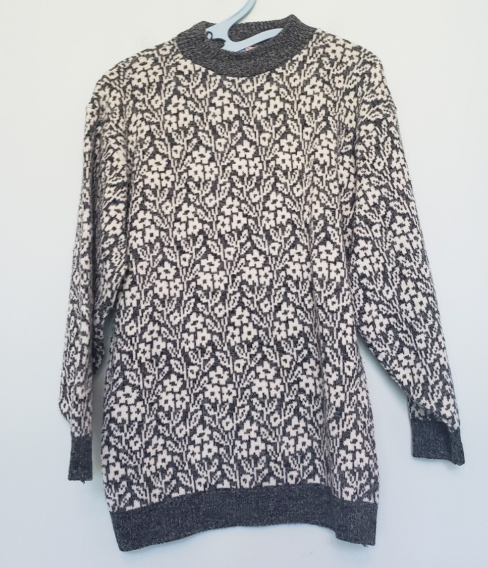 VTG American Pride Womens L Sweater Pullover Floral Heavyweight Retro Gray
