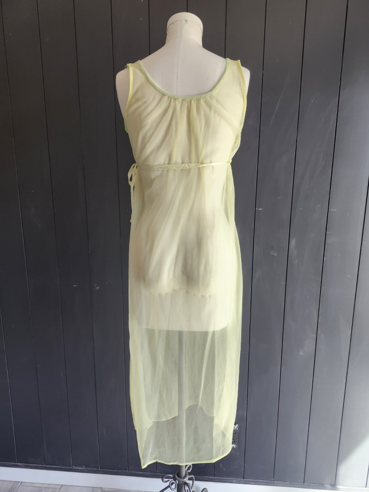 VTG 60s Chartreuse Yellow Nylon & Lace PEIGNOIR SET Nightie Robe UNION LABEL SML