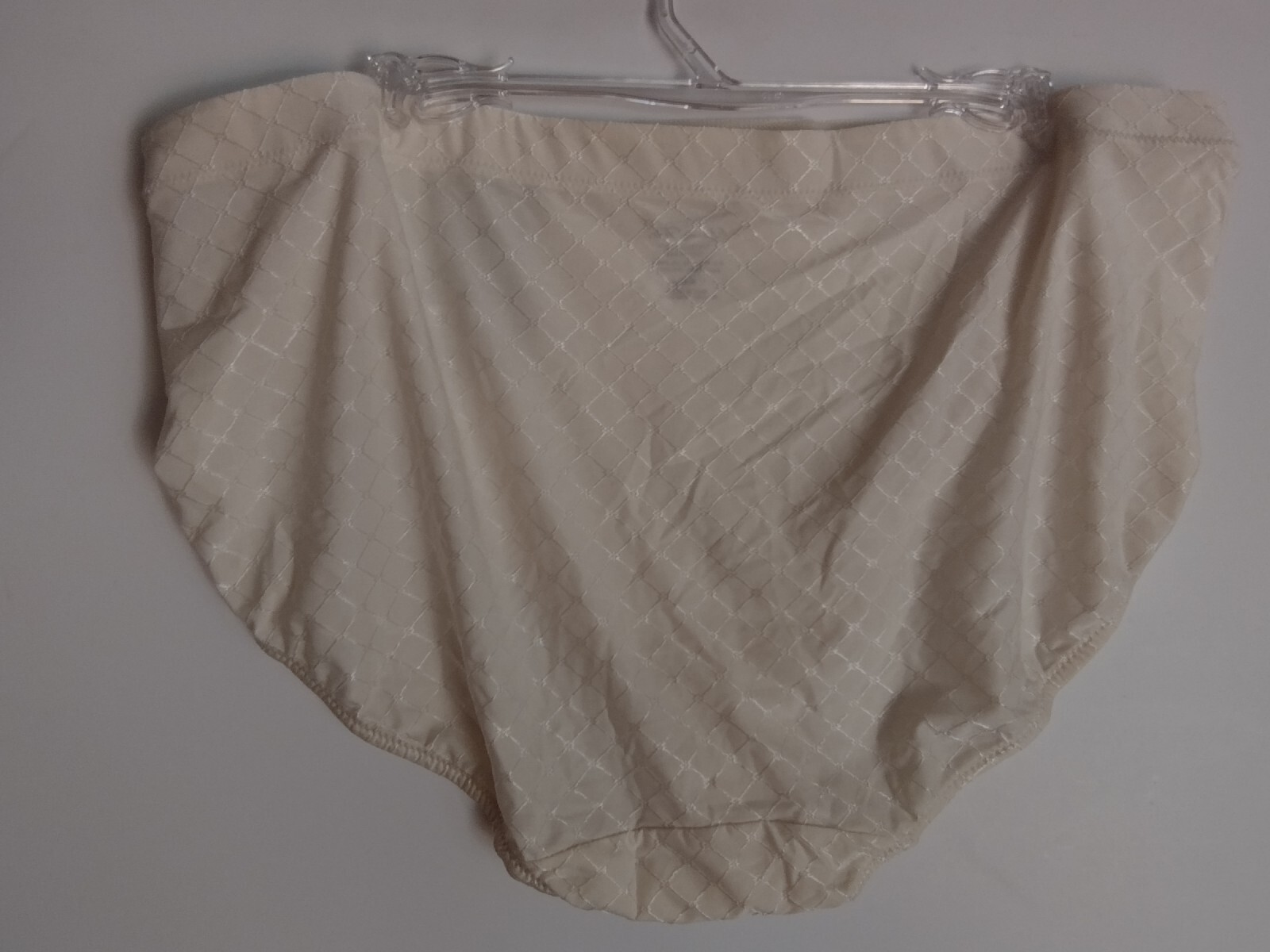 VANITY FAIR 2XL/9 SOFT ESSENTIALS CREAM HIGH-CUT PANTY 13057 NEW WITH TAGS