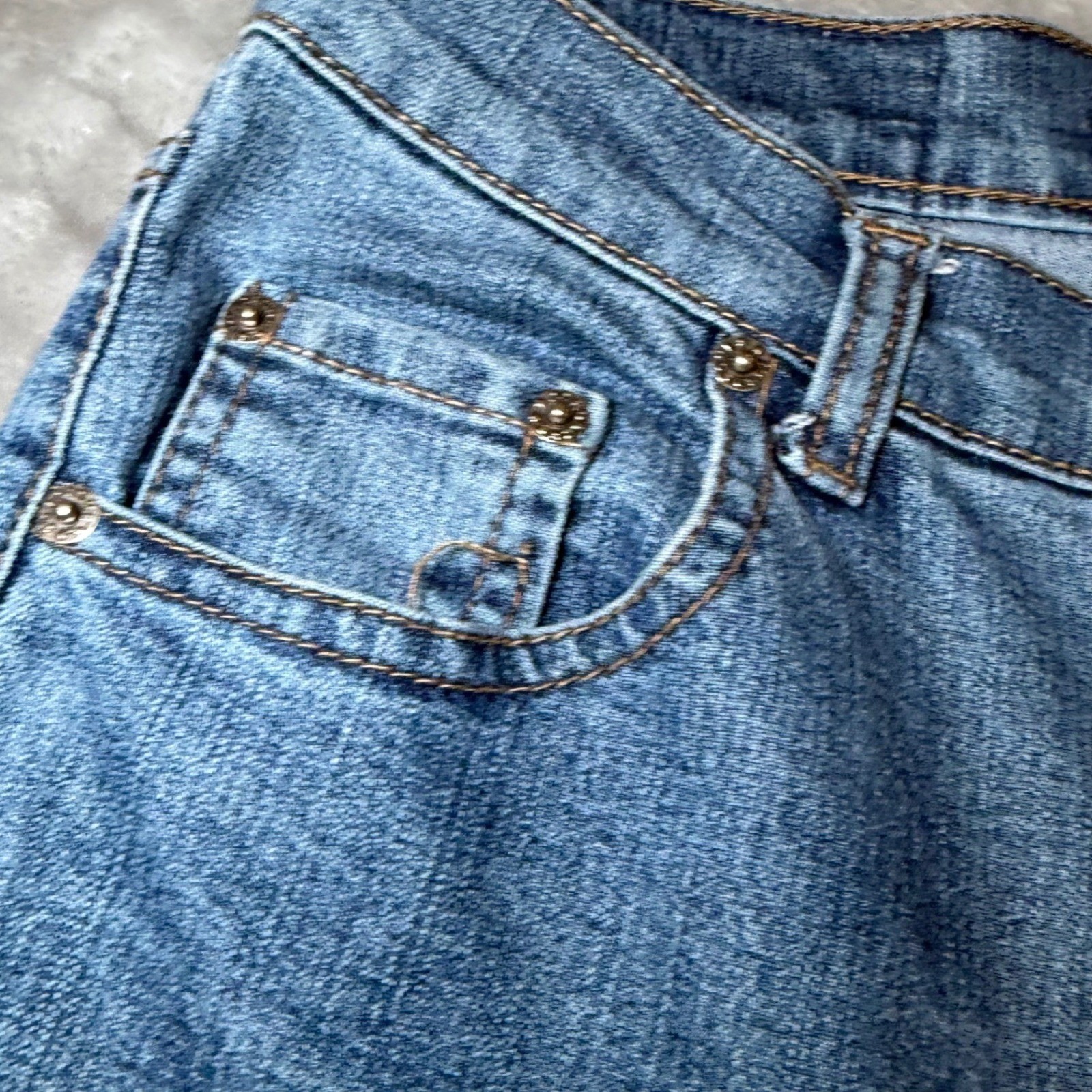 Jordache Womens Size 9/10 Stretch Bootcut Jeans Blue Denim Y2K Classic Casual