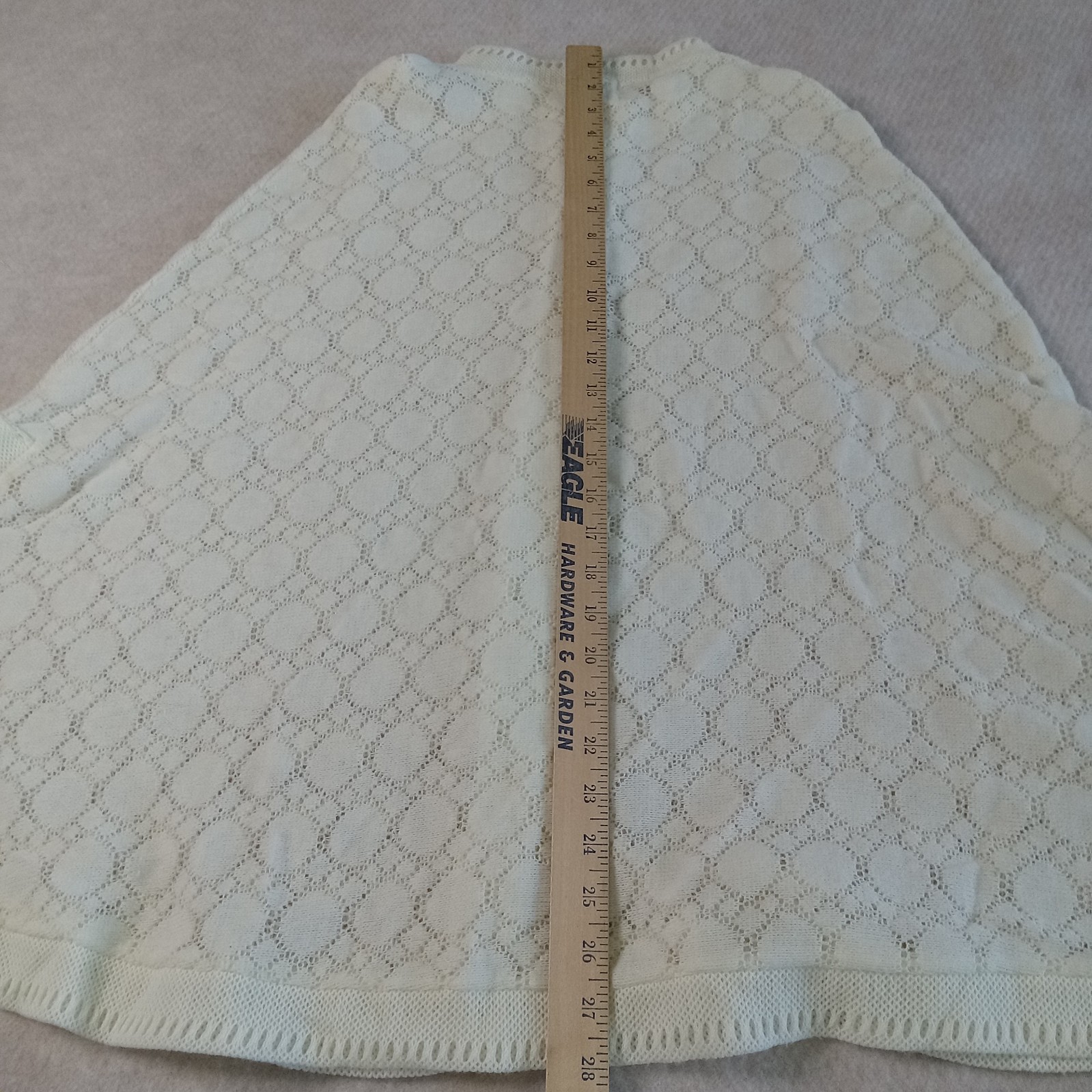 Crocheted Cape Cream Acrylic Nylon Button Up Unbranded Japan Vintage 70s EUC