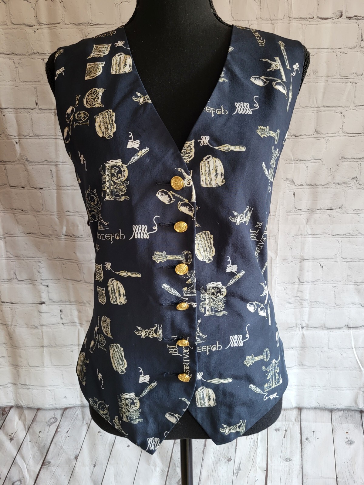 Vintage 90s Unisex Black Vest Caligraphy Alphabet Print L-XL…See Measurements