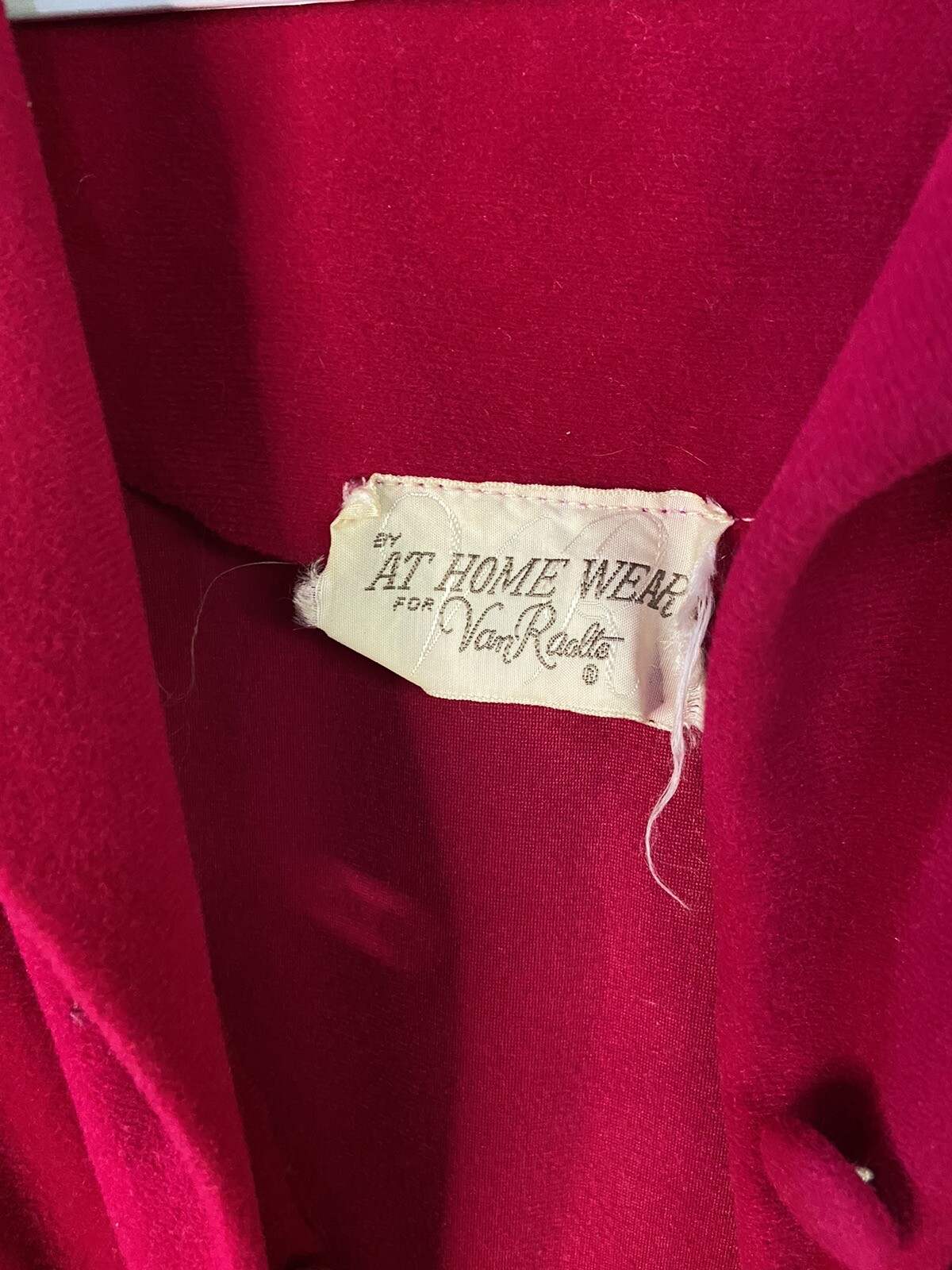Vintage 1970’s At Home Wear for Van Raalte Button Robe Flame Stitch Boho Hippie