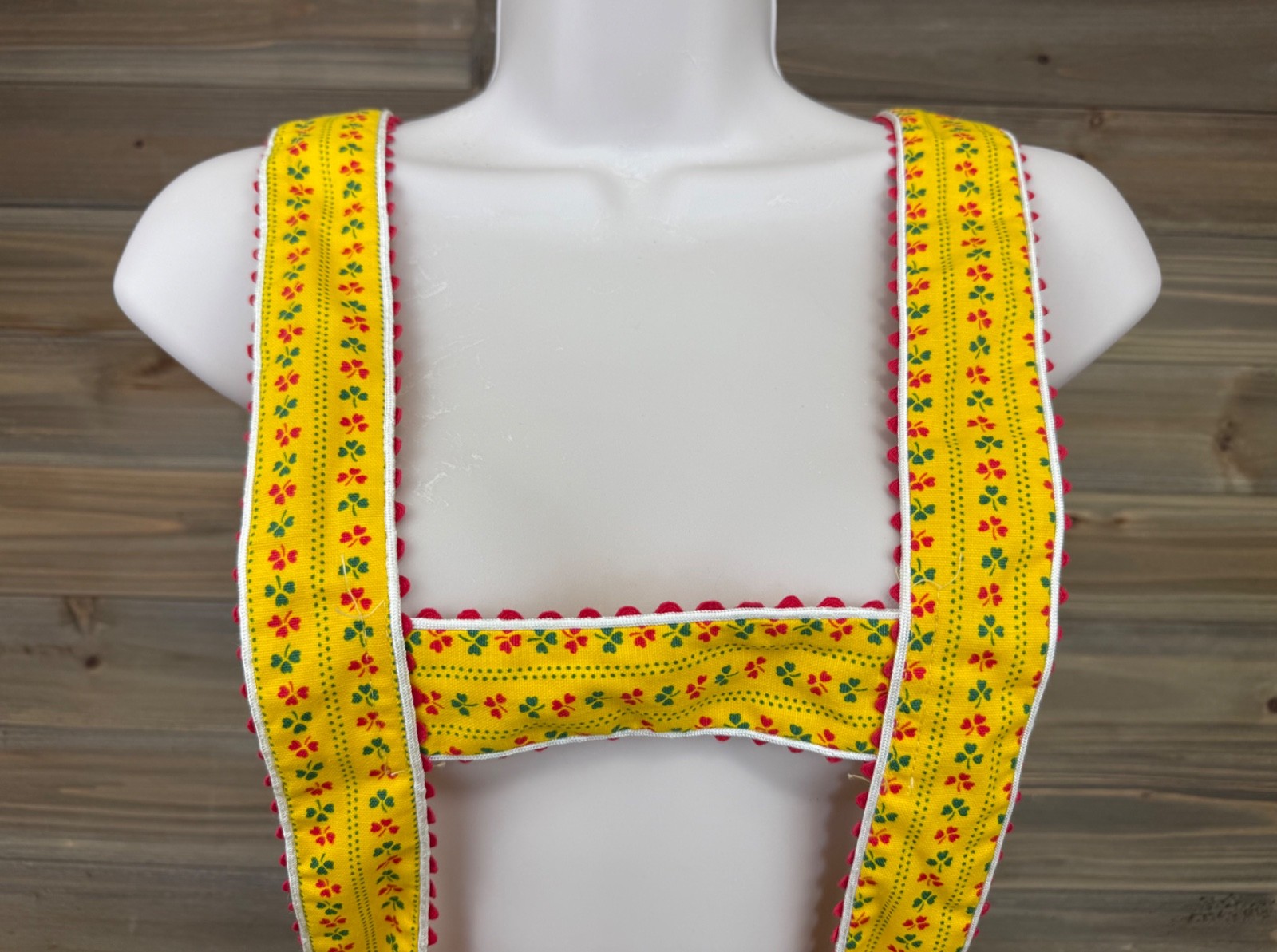 vintage 60’s pinafore mod dirndl suspender skirt rickrack trim novelty print