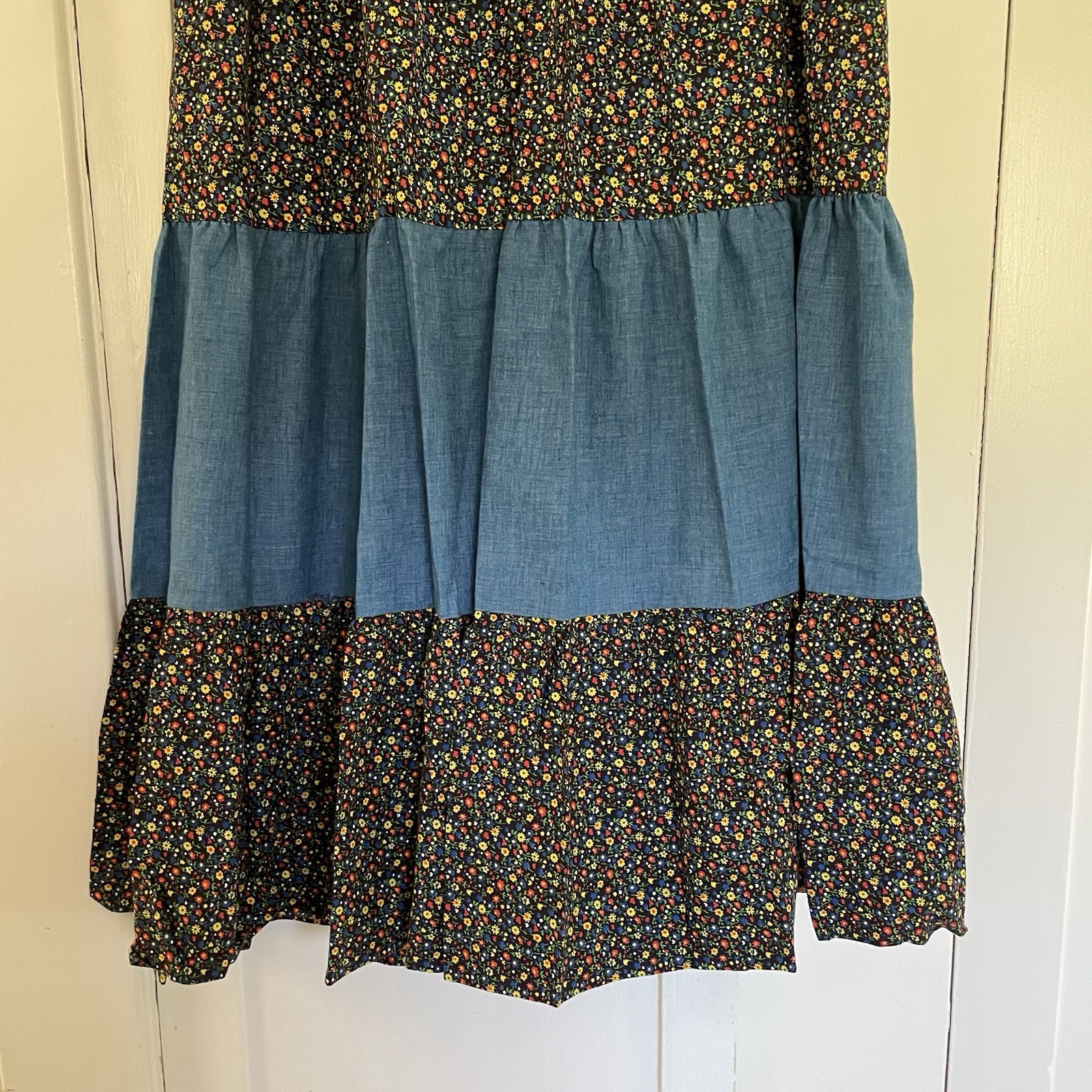 Vintage Tiered Maxie Prairie Skirt JC Penny Chambray And Floral Medium