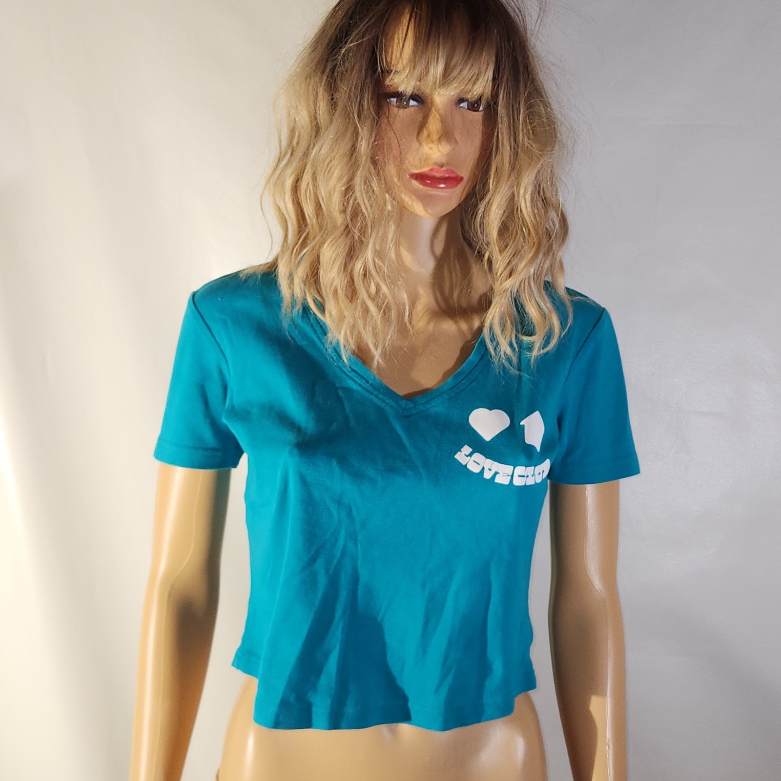Vintage 1980s Compagnie Internationale EXPRESS T Shirt Love Club Cropped T