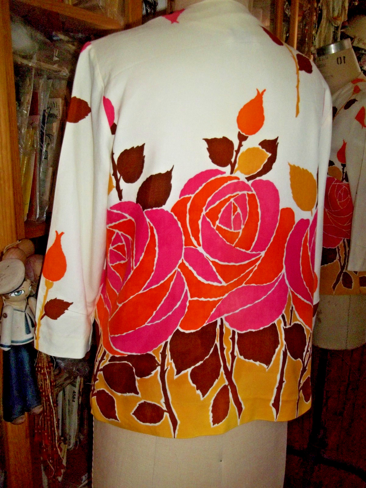 Vintage Jacket / top Lightweight Aladdin 50’s 1960’s Bold Flowers Rose Bud S