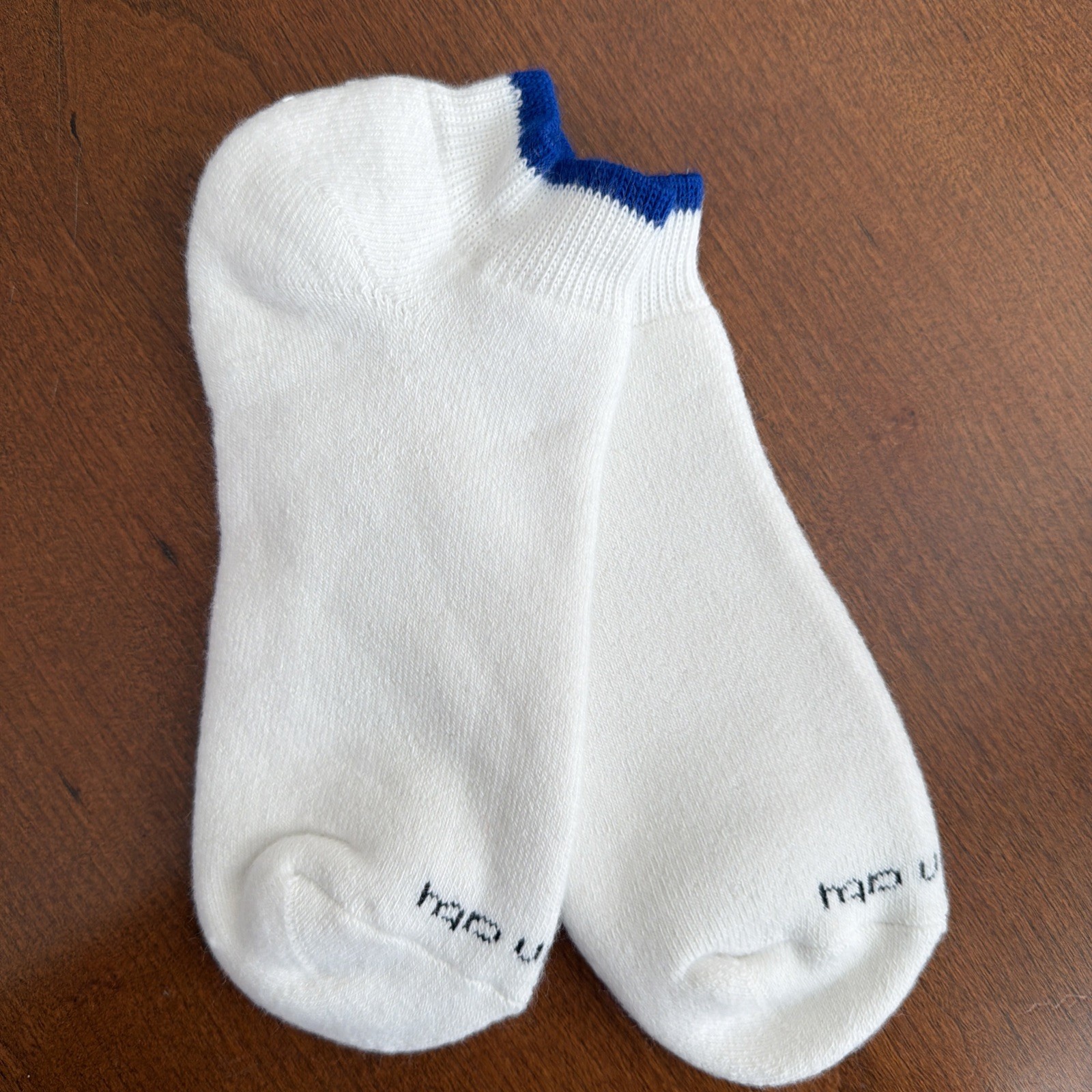 New! 9-11 Low Cut Socks Ankle Acrylic Thick Comfortable Unisex White Royal Blue.