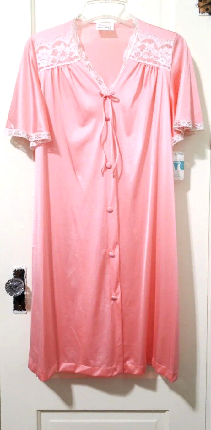 NEW VTG JC Penney SILKY Button Robe Housecoat Petite S M L Night Blossom Peach