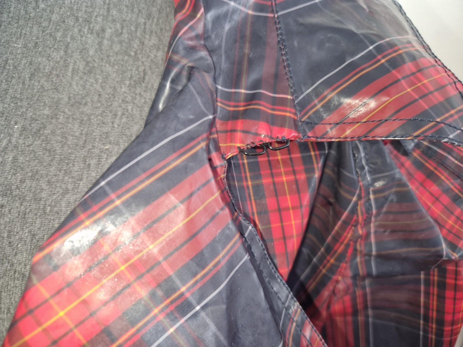 Raincoat-True Vintage-Plaid-Size 40-70s-Recycled Charlotte Eskildsen