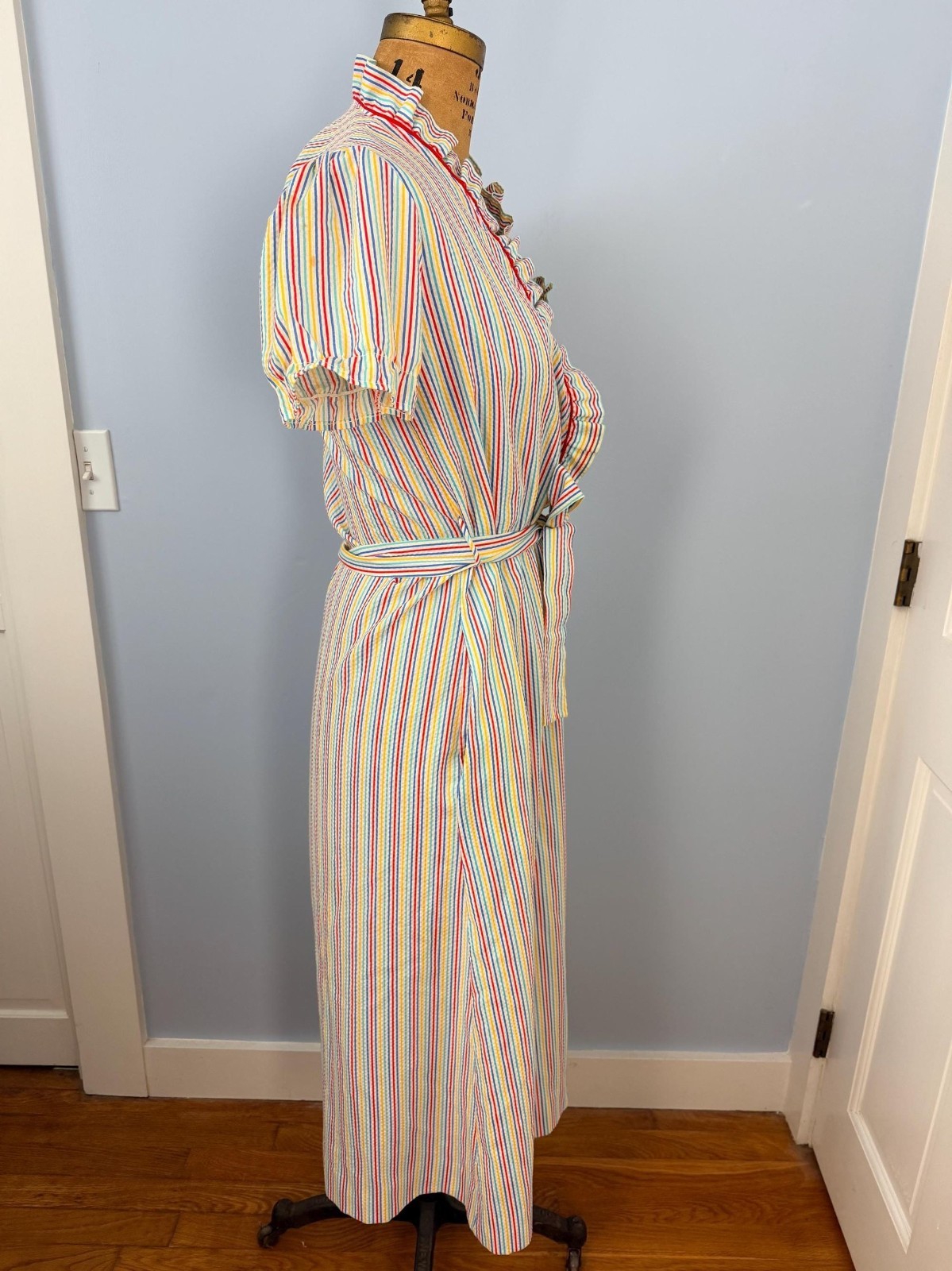 Vintage 1970s Sears Jr Bazaar Rainbow Striped Seersucker Robe Size Small