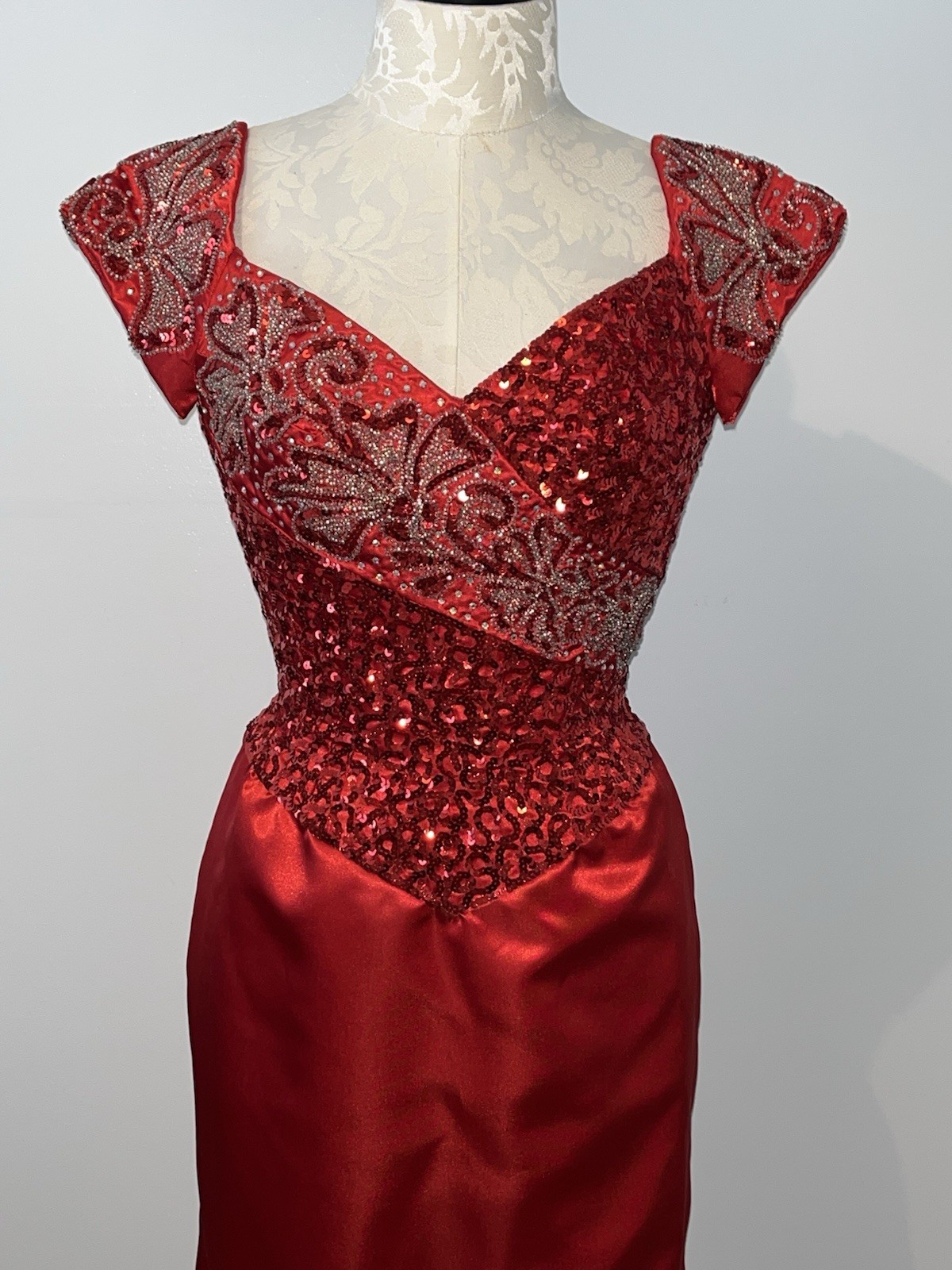 Vintage 80s Mike Benet Red Beaded Sequined Satin Formal Holiday Party Dress Sz 8