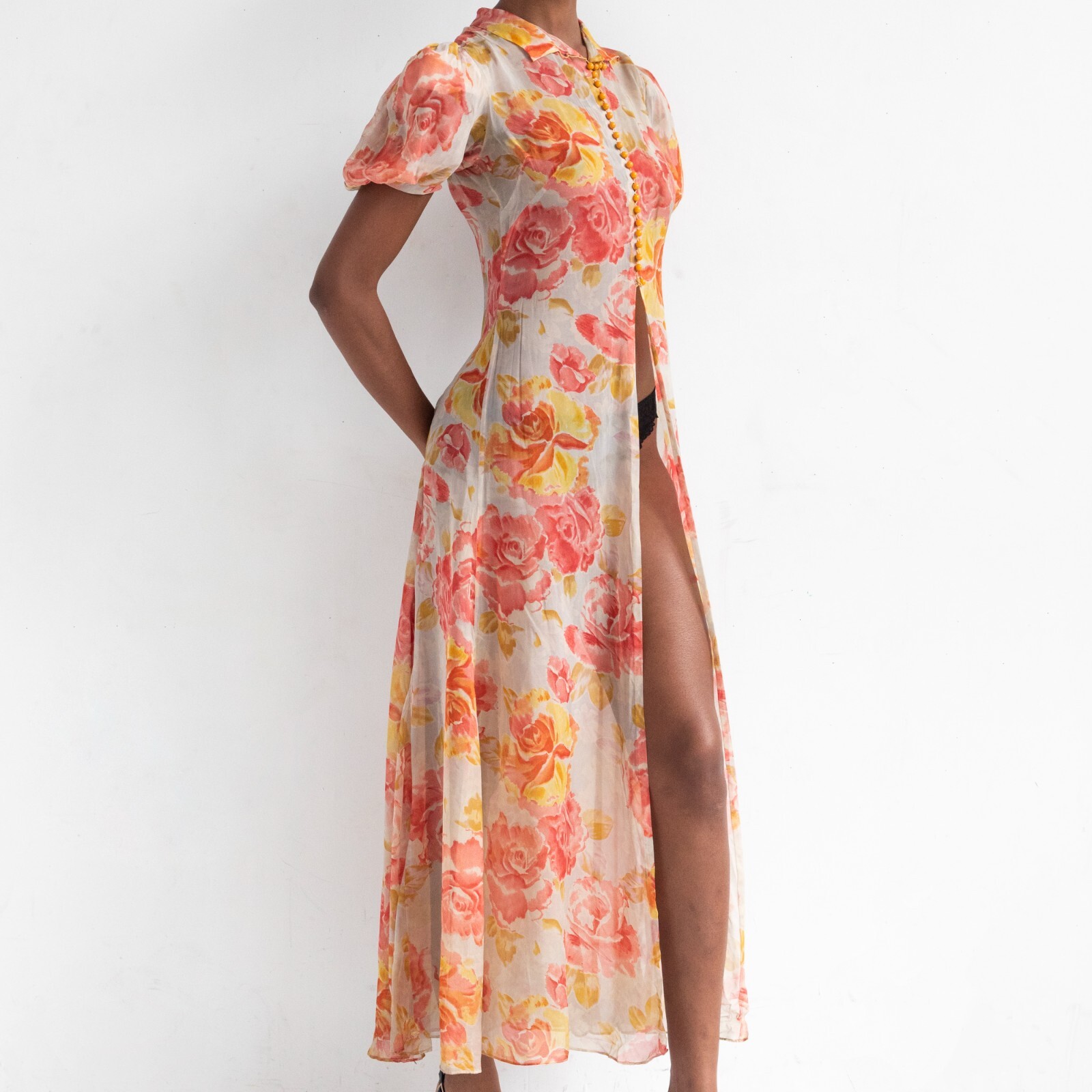 Vintage 1920s/ 30s Garden Party Dress — 24 Bakelite Buttons — Stunning Floral!