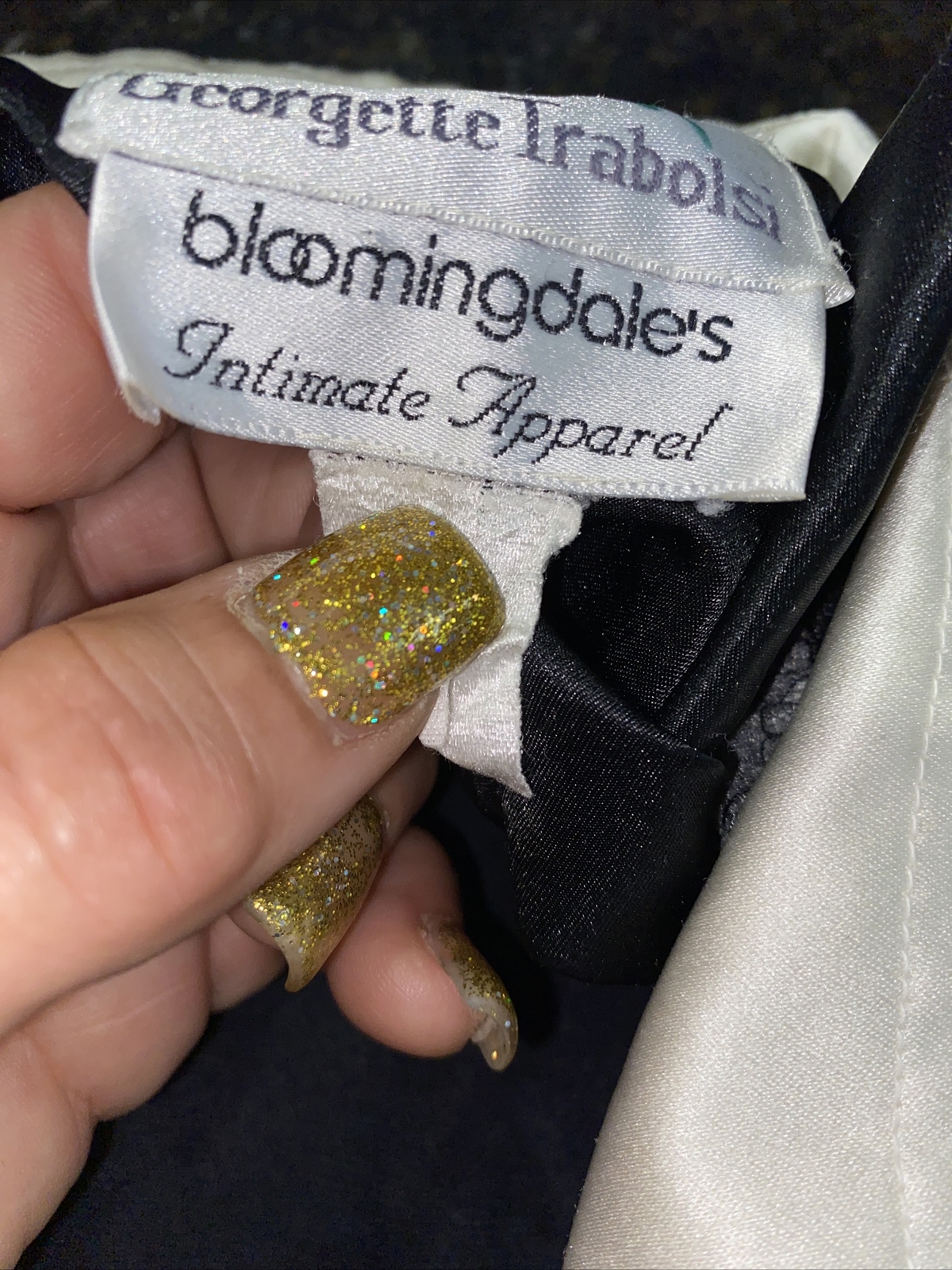 VTG Georgette Trabolsi BLOOMINGDALES BLACK Velvet ROBE Size S/M BRCN