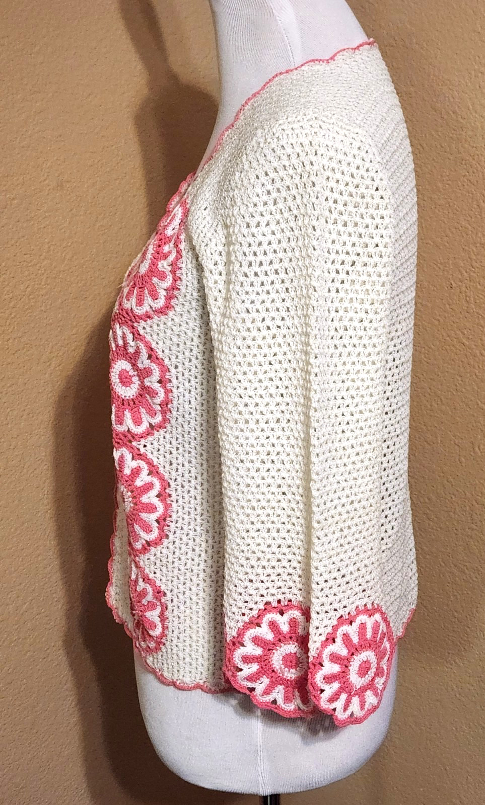 Vintage 70’s BOHEMIAN Handmade CROCHET Pink/White Open Front Cardigan Sweater S