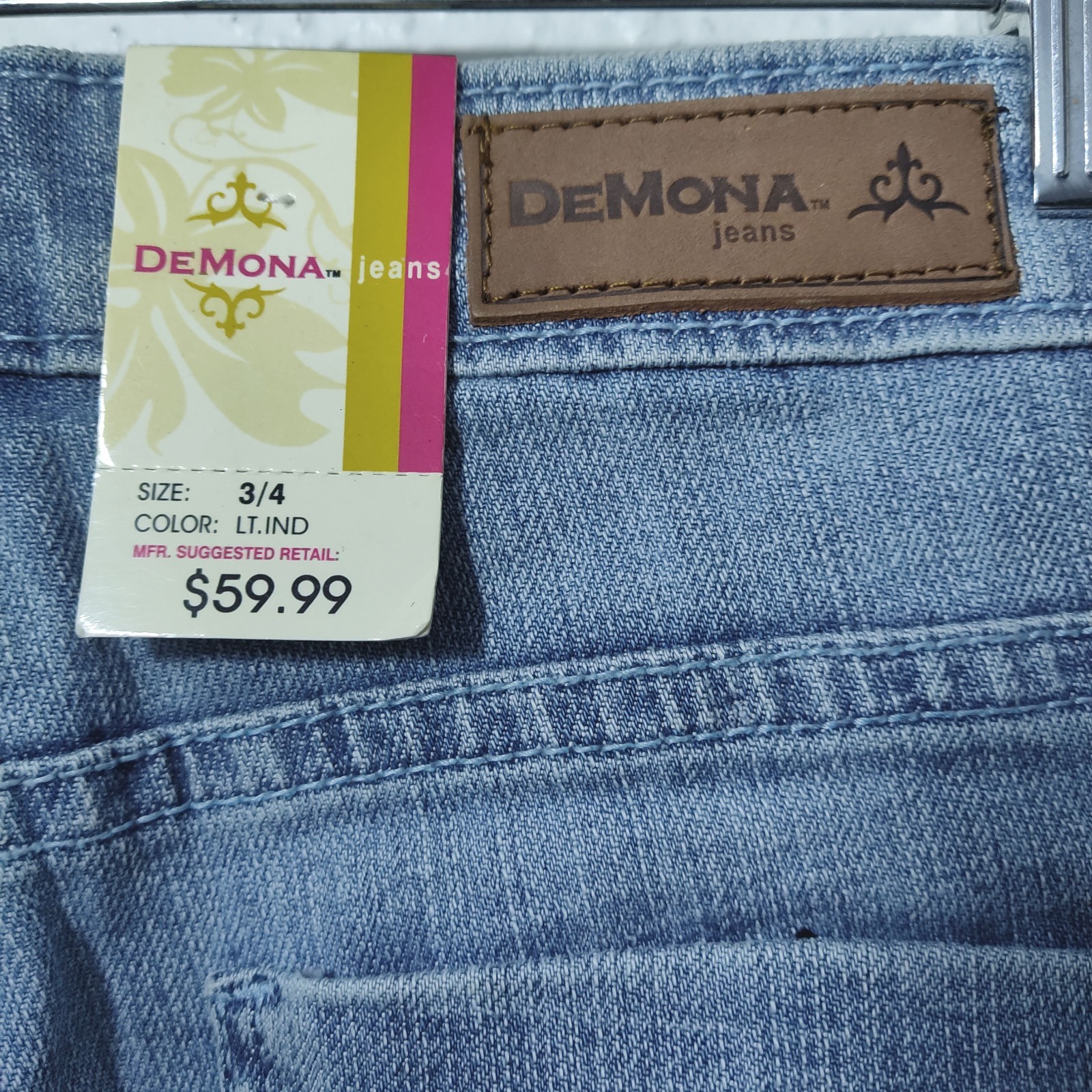 Demona Jeans Vintage Y2K Denim Bermuda Shorts Light Indigo Stitch Detail 4 NOS