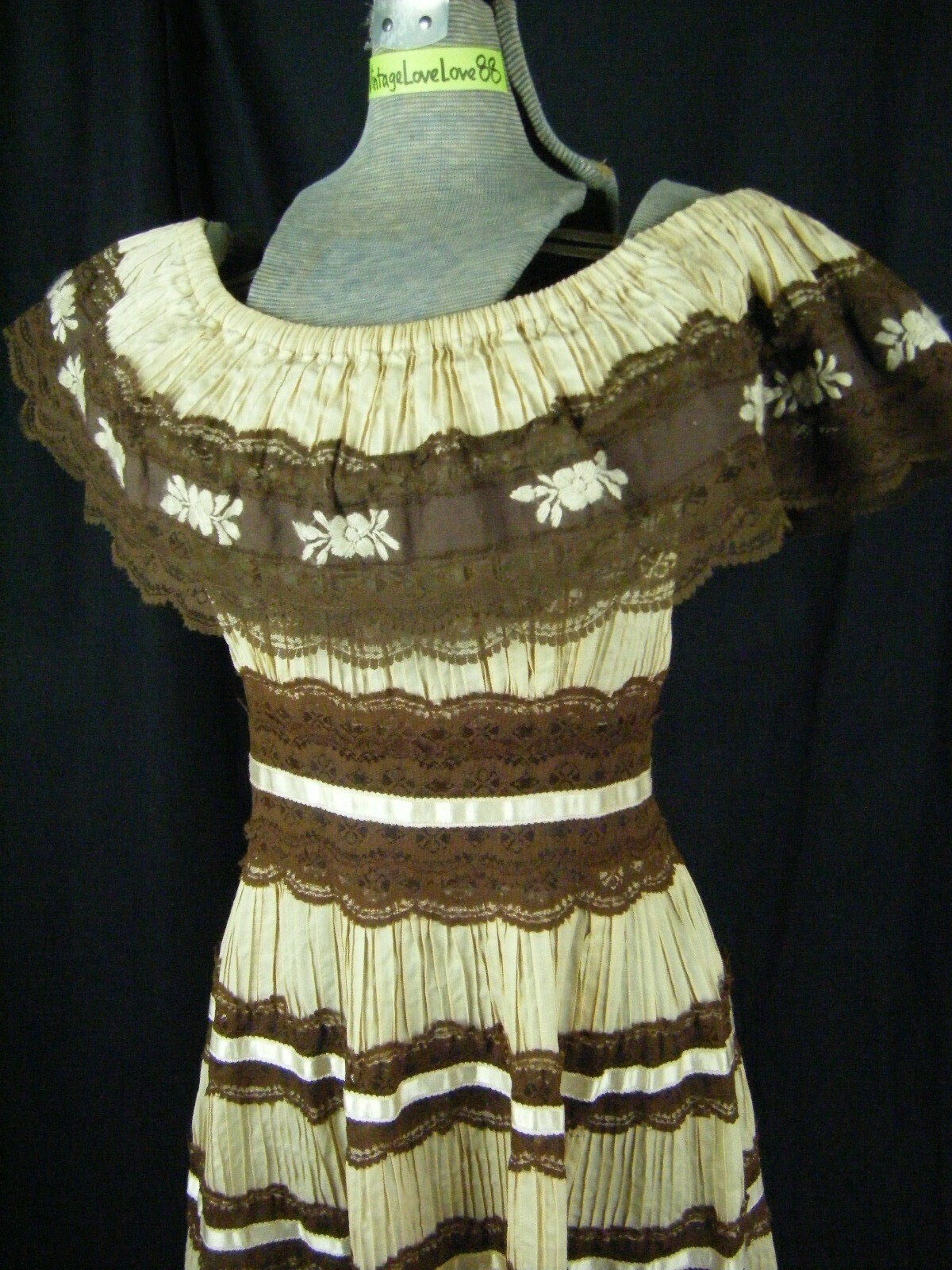 Vtg 60s Mexican Beige Brown Lace Tiered Off Shoulder Full Dress-Bust 34-40/S-M