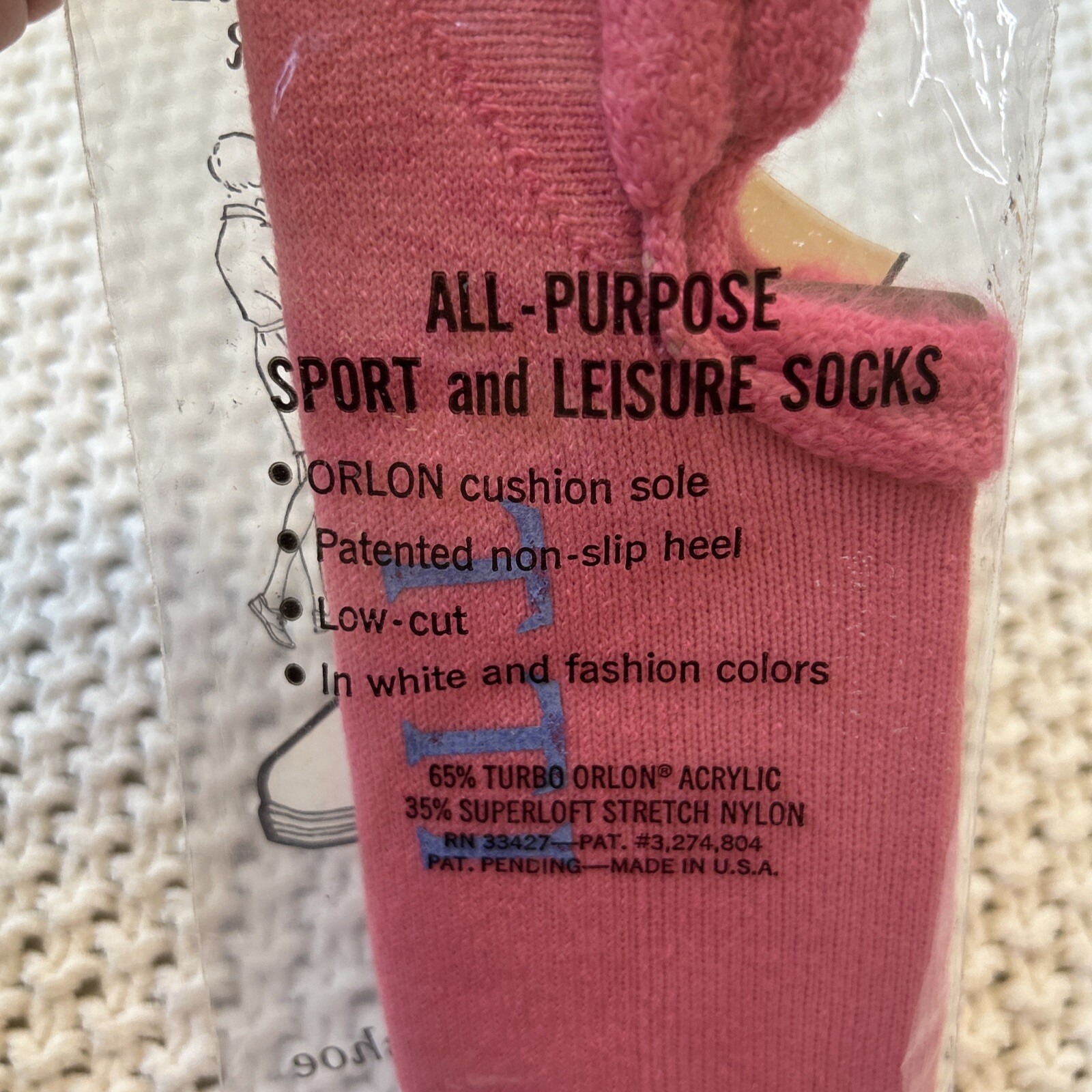 VTG Women’s Lady Jam Pink Socks Acrylic Blend Roll 80’s 90s Size 8.5-11 USA