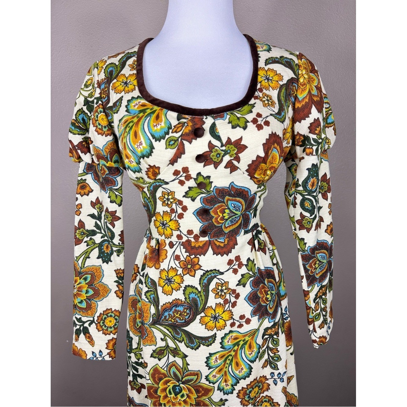 California Charmer 60’s Regency Tapestry Fabric Prairie Dress