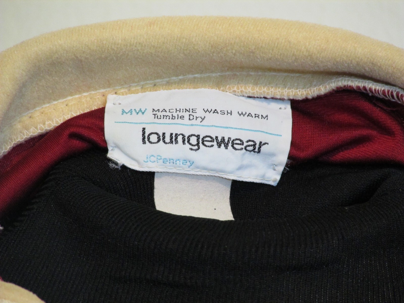 Vintage JC Penney Loungewear Burgundy Tan Robe
