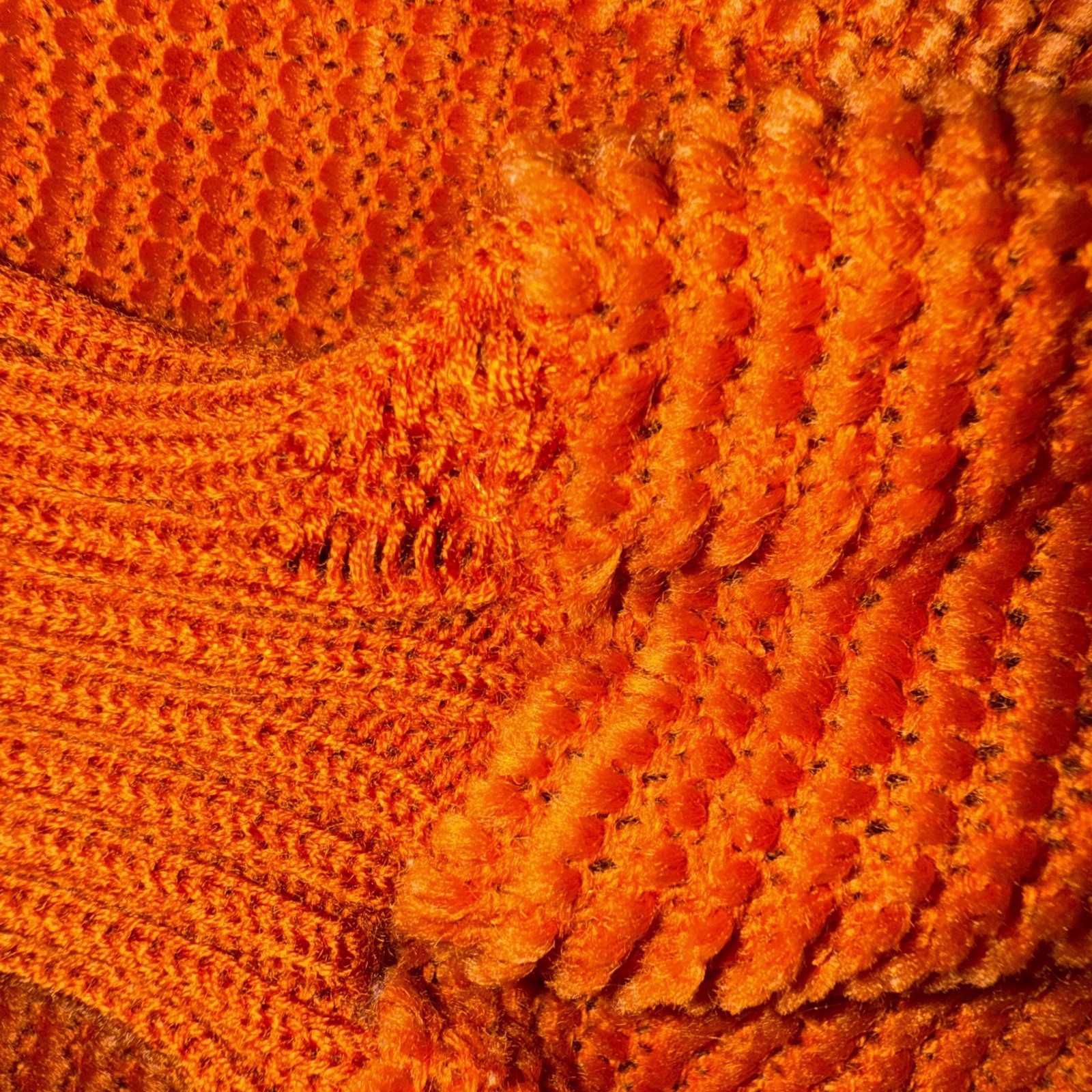 VTG Disco JF Adams Women’s Acrylic Rust Orange Textured Long Sleeve Shirt Read