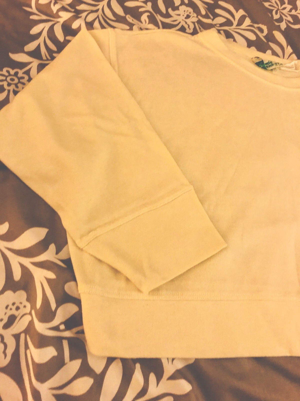 Women’s Size XL yellow 3/4 Sleeve Crop Top 27” Chest 19” Long Cotton Blend 1980s